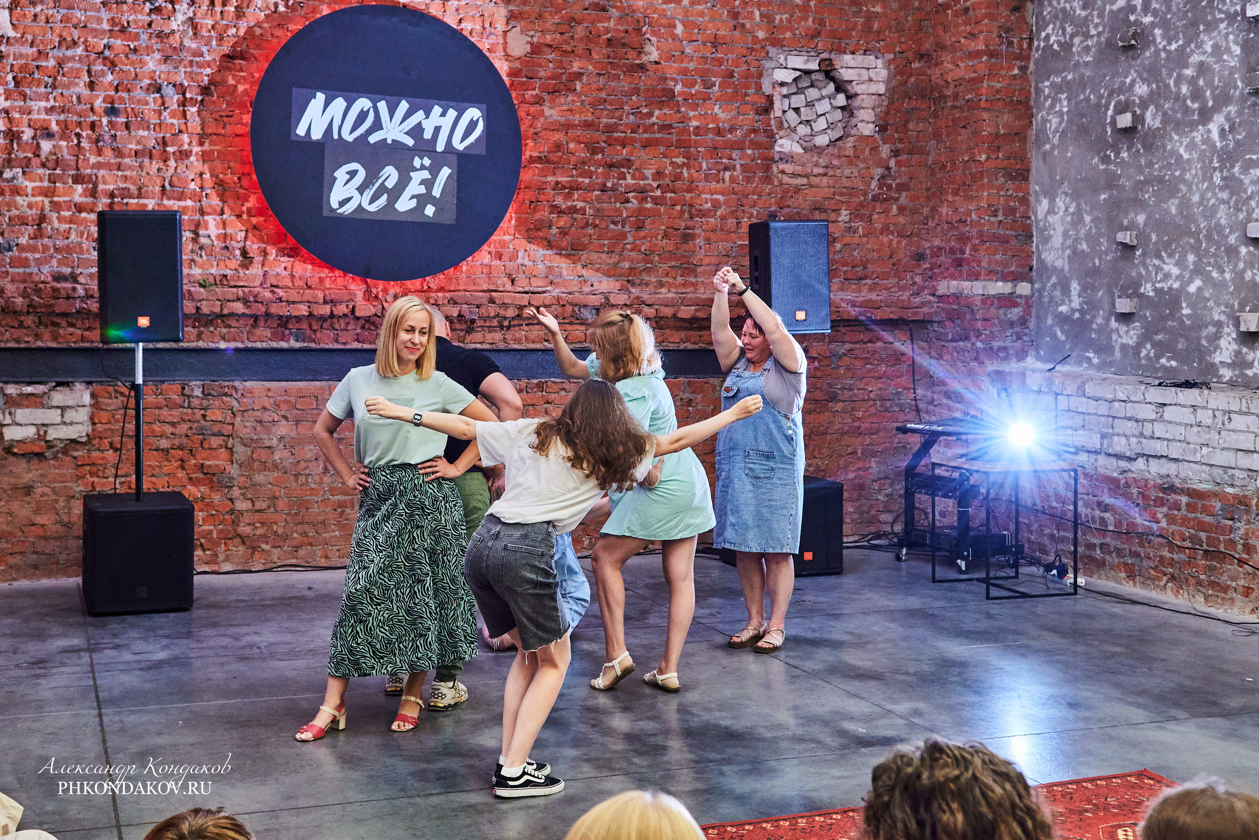 Фотограф события импровизация иваново фотосессия. Фотограф в Иваново: Каталожная съемка одежды и постельного белья, Wildberries