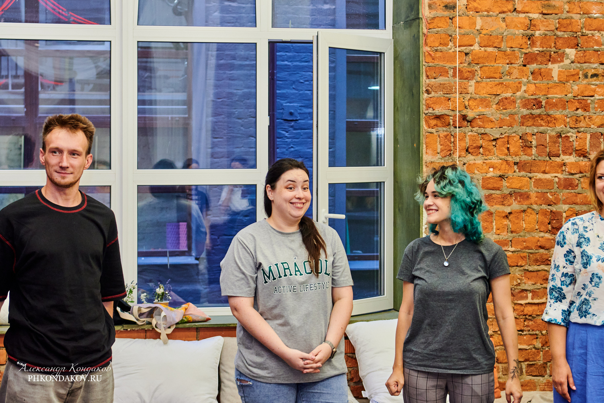 Фотограф события импровизация иваново фотосессия. Фотограф в Иваново: Каталожная съемка одежды и постельного белья, Wildberries