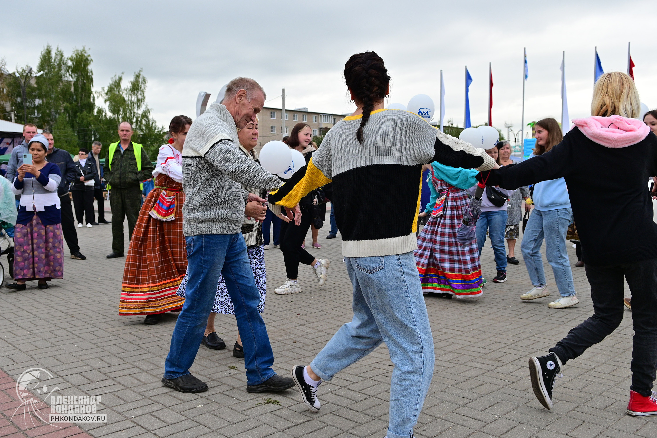Съемка дня города Заволжск. Фотограф в Иваново: Каталожная съемка одежды и постельного белья, Wildberries