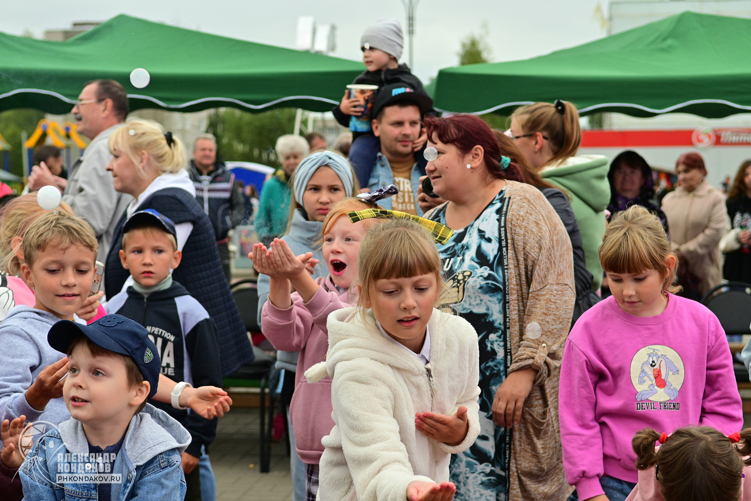 Съемка дня города Заволжск. Фотограф в Иваново: Каталожная съемка одежды и постельного белья, Wildberries