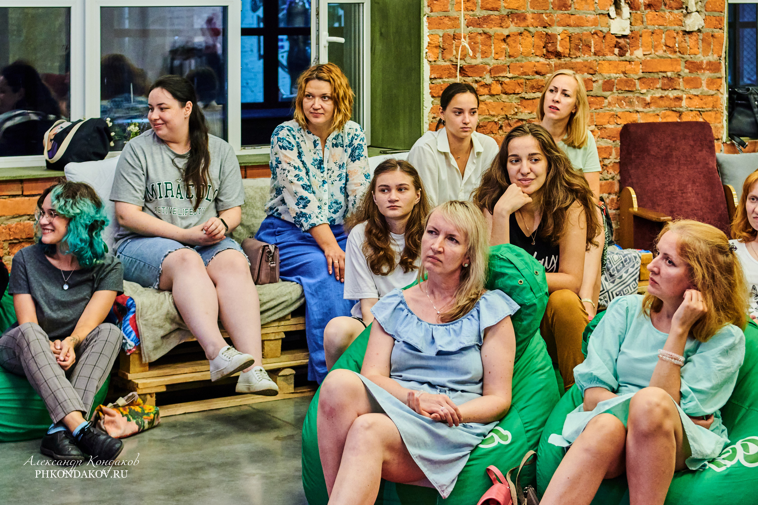 Фотограф события импровизация иваново фотосессия. Фотограф в Иваново: Каталожная съемка одежды и постельного белья, Wildberries