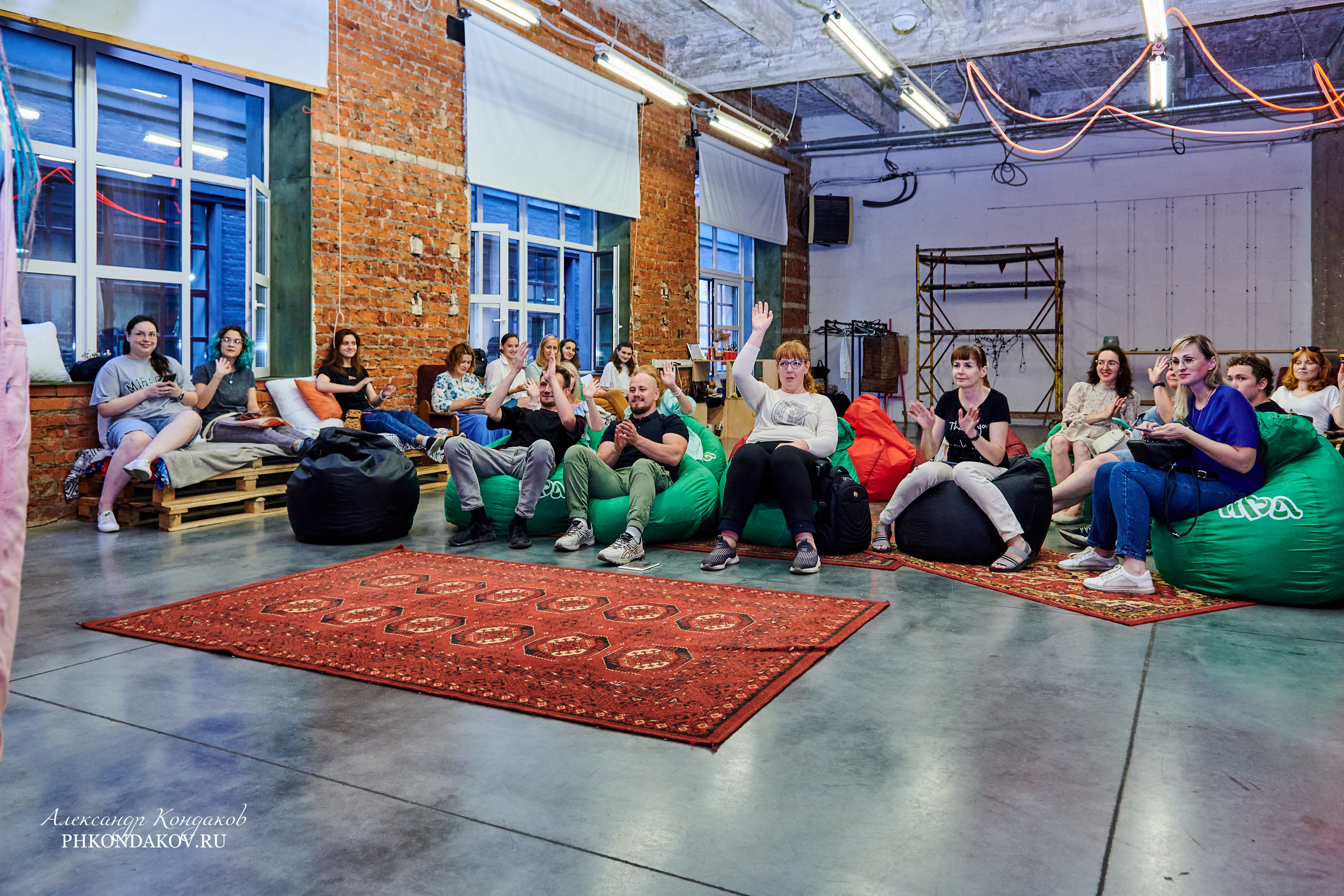 Фотограф события импровизация иваново фотосессия. Фотограф в Иваново: Каталожная съемка одежды и постельного белья, Wildberries