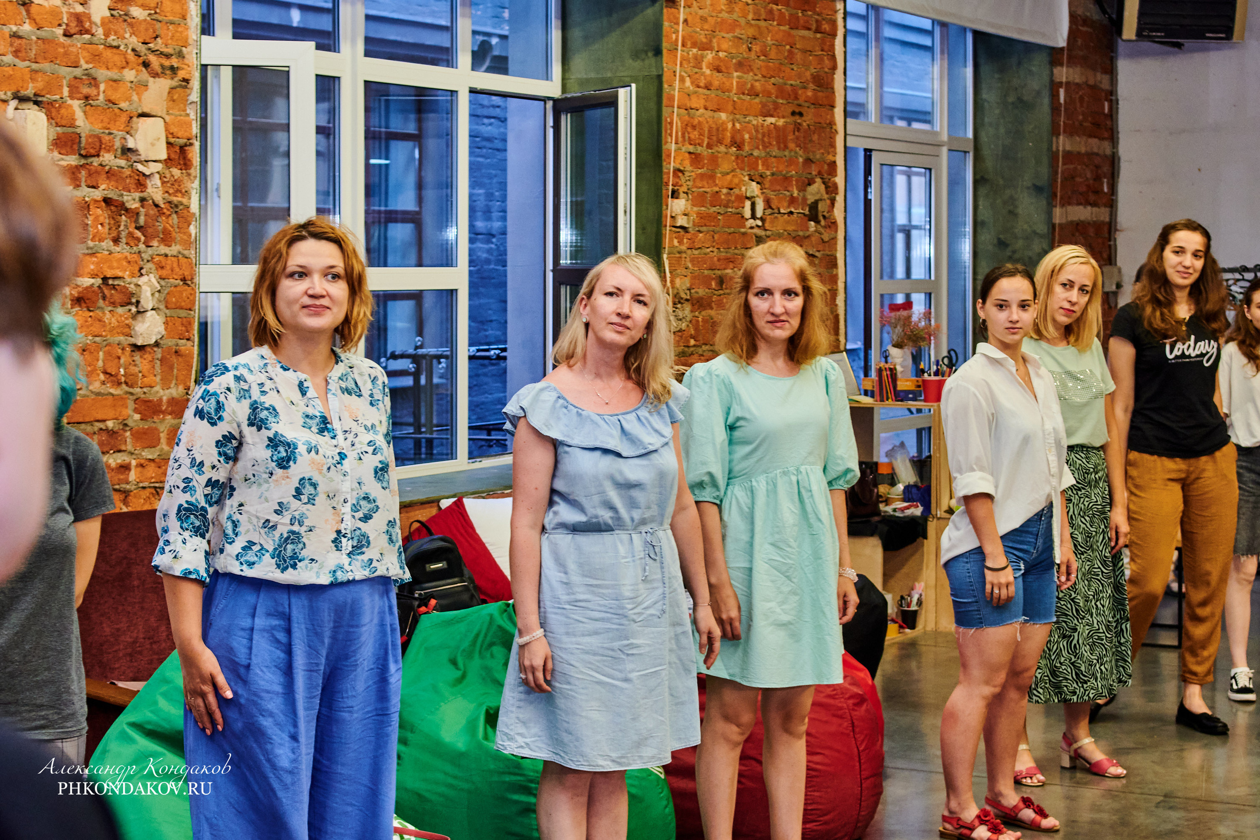 Фотограф события импровизация иваново фотосессия. Фотограф в Иваново: Каталожная съемка одежды и постельного белья, Wildberries