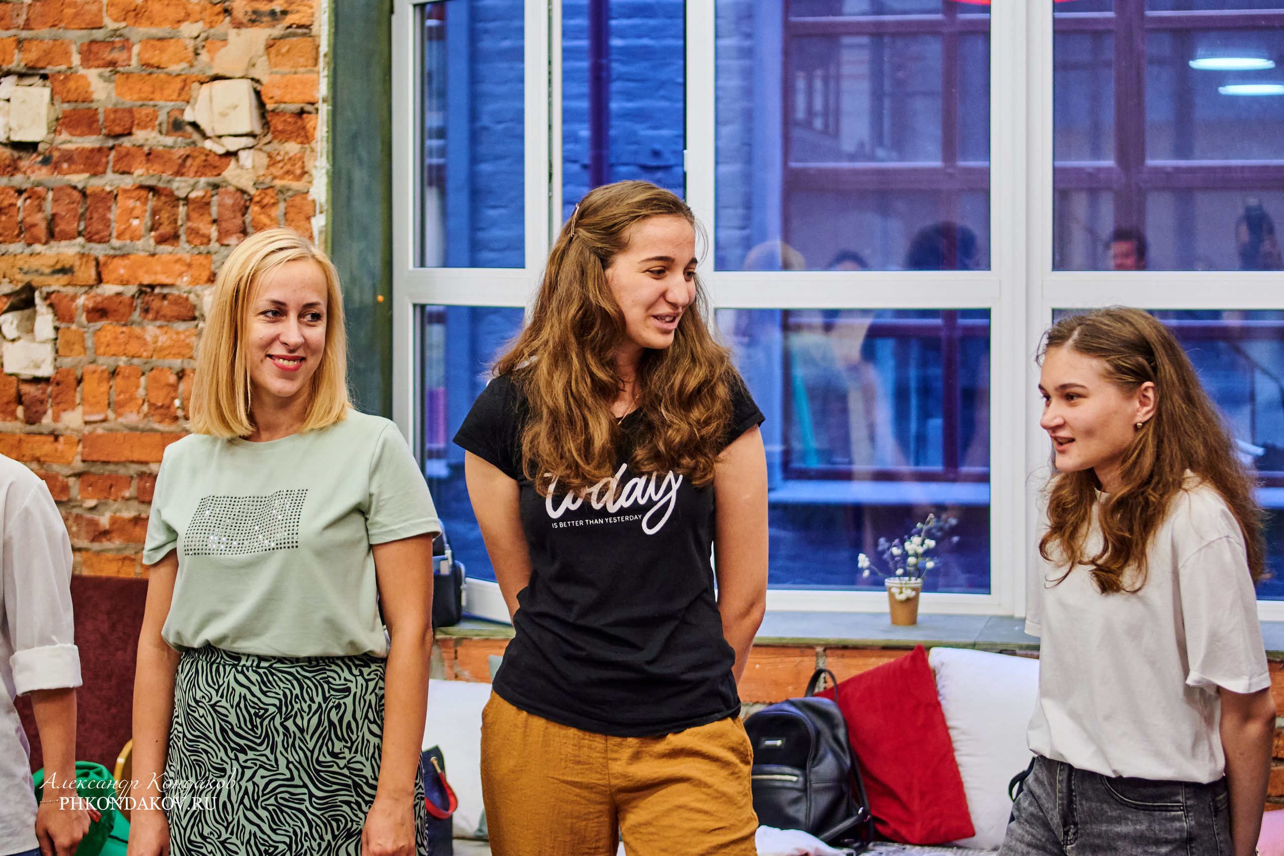 Фотограф события импровизация иваново фотосессия. Фотограф в Иваново: Каталожная съемка одежды и постельного белья, Wildberries