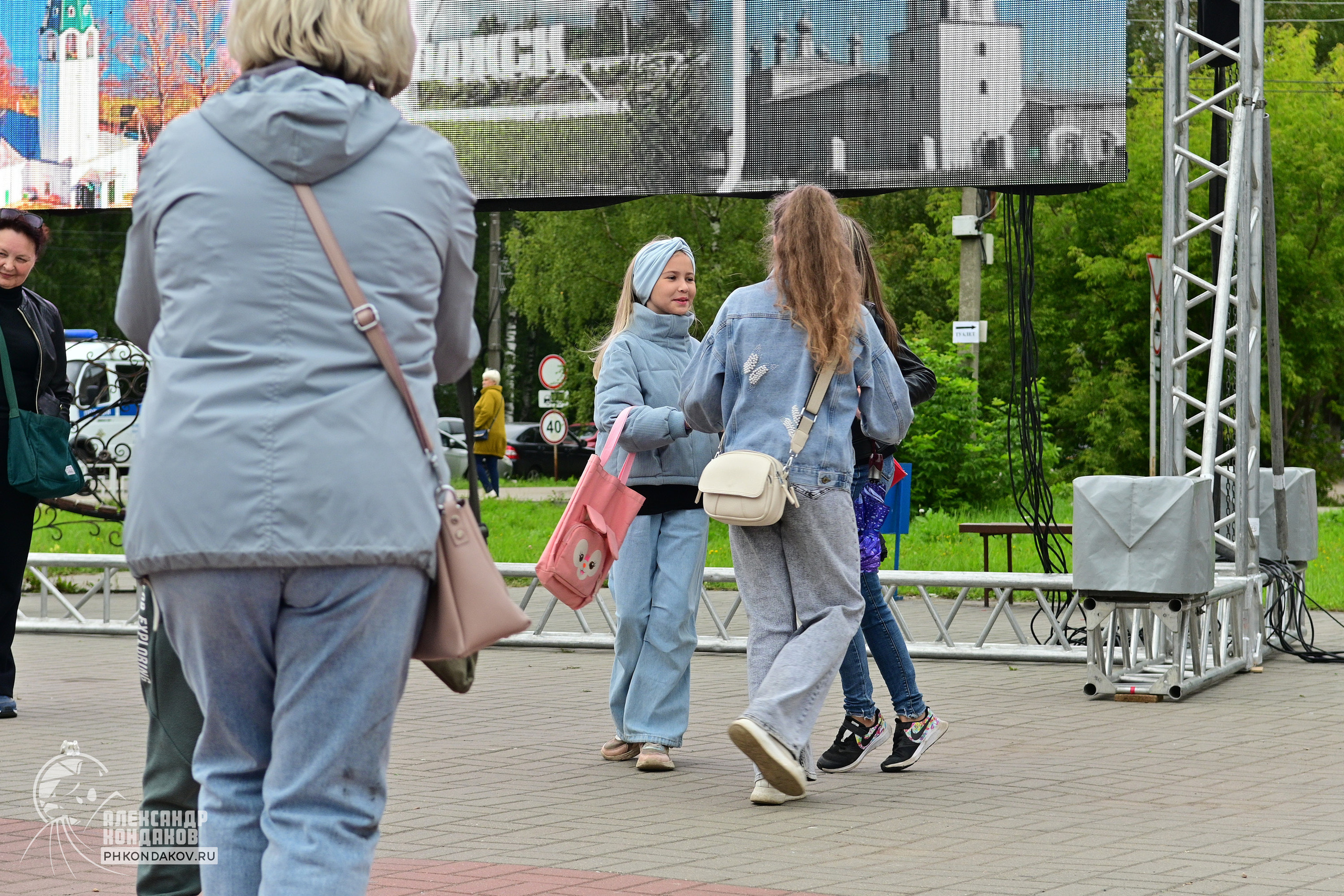 Съемка дня города Заволжск. Фотограф в Иваново: Каталожная съемка одежды и постельного белья, Wildberries