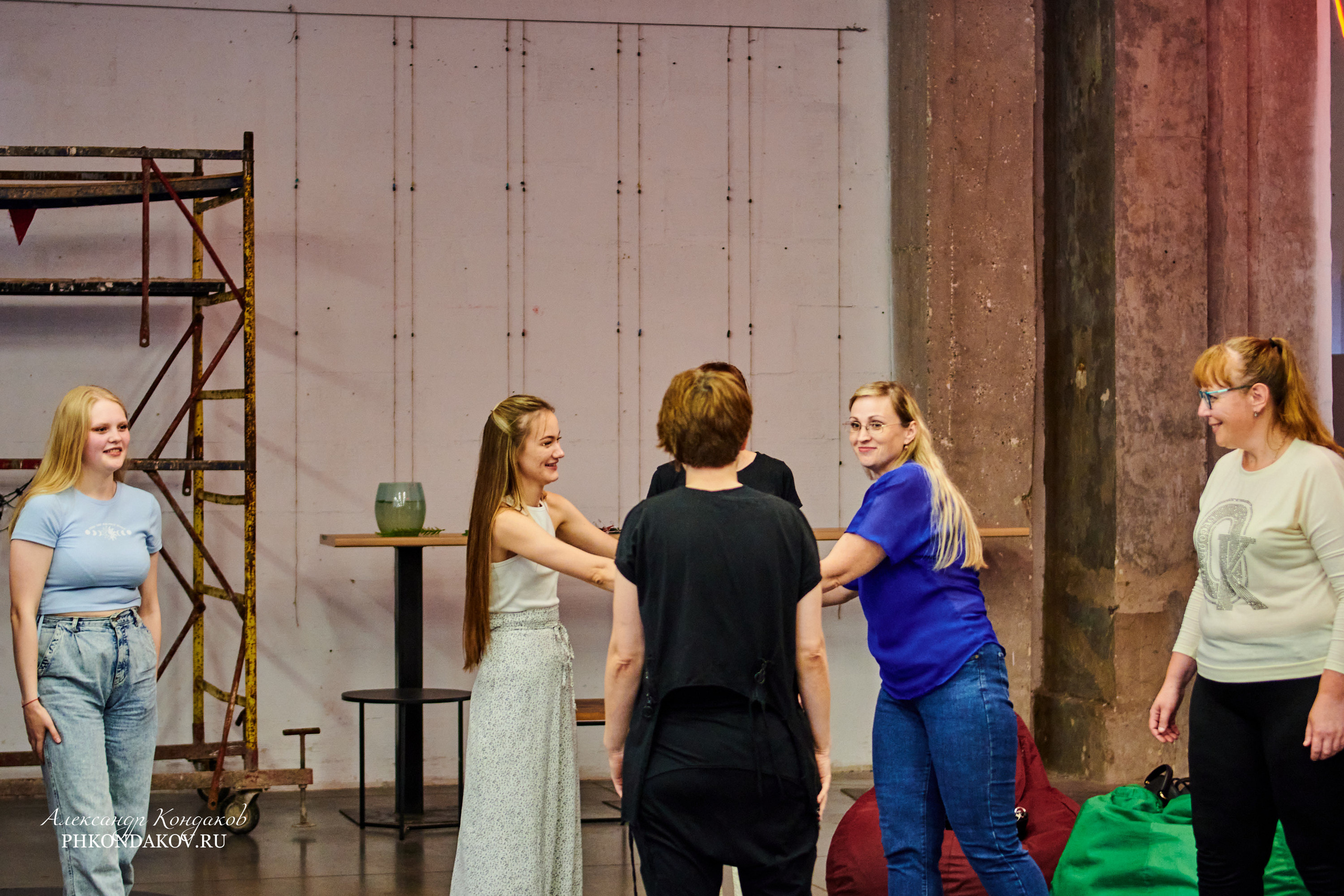 Фотограф события импровизация иваново фотосессия. Фотограф в Иваново: Каталожная съемка одежды и постельного белья, Wildberries