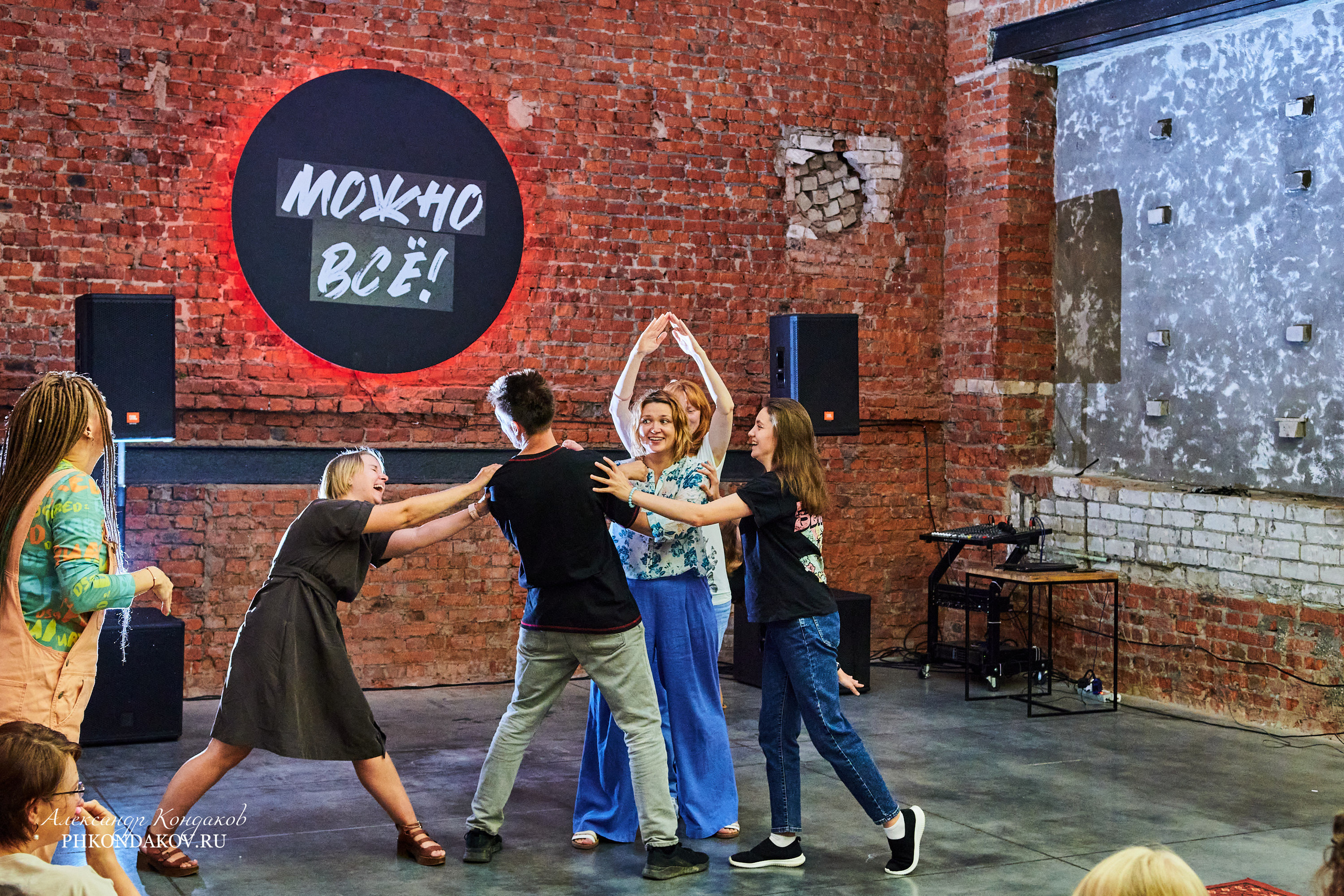 Фотограф события импровизация иваново фотосессия. Фотограф в Иваново: Каталожная съемка одежды и постельного белья, Wildberries