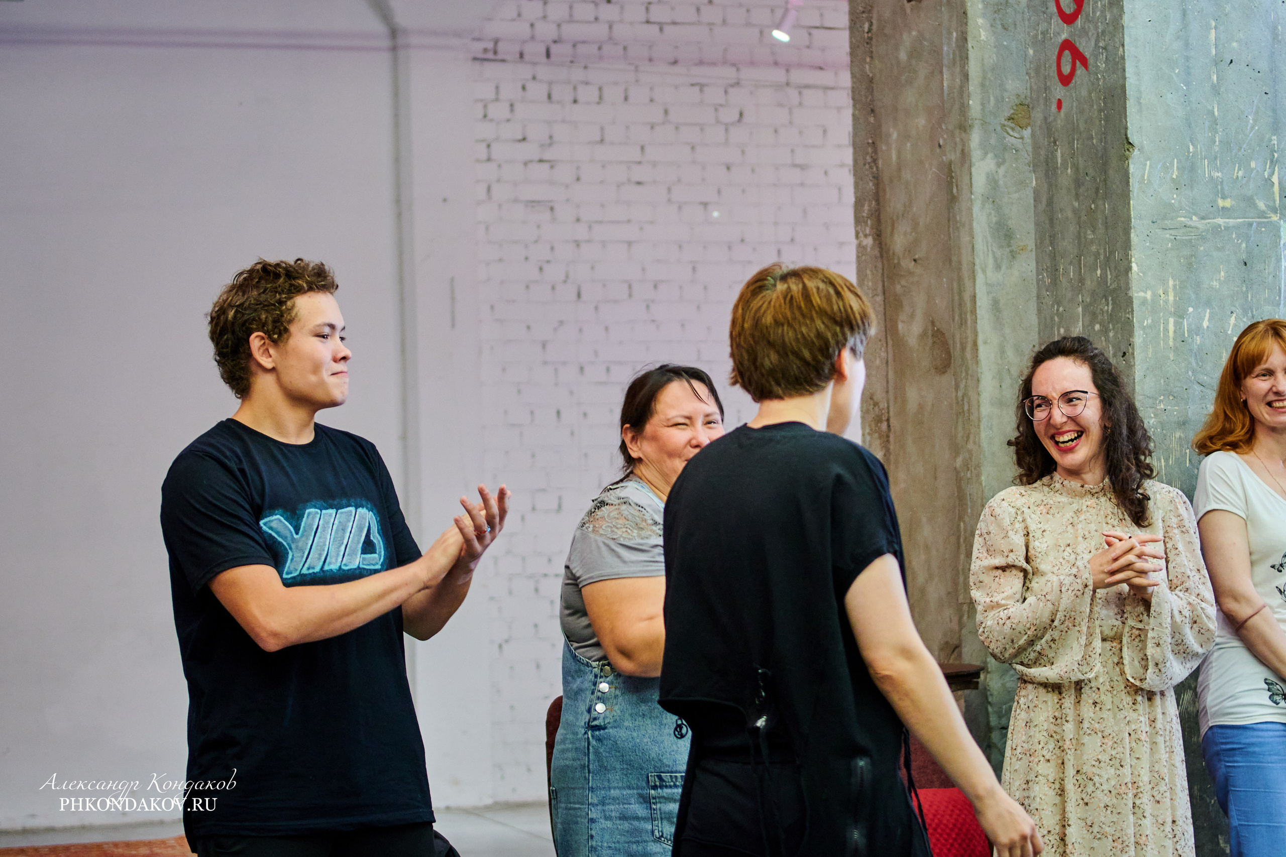 Фотограф события импровизация иваново фотосессия. Фотограф в Иваново: Каталожная съемка одежды и постельного белья, Wildberries