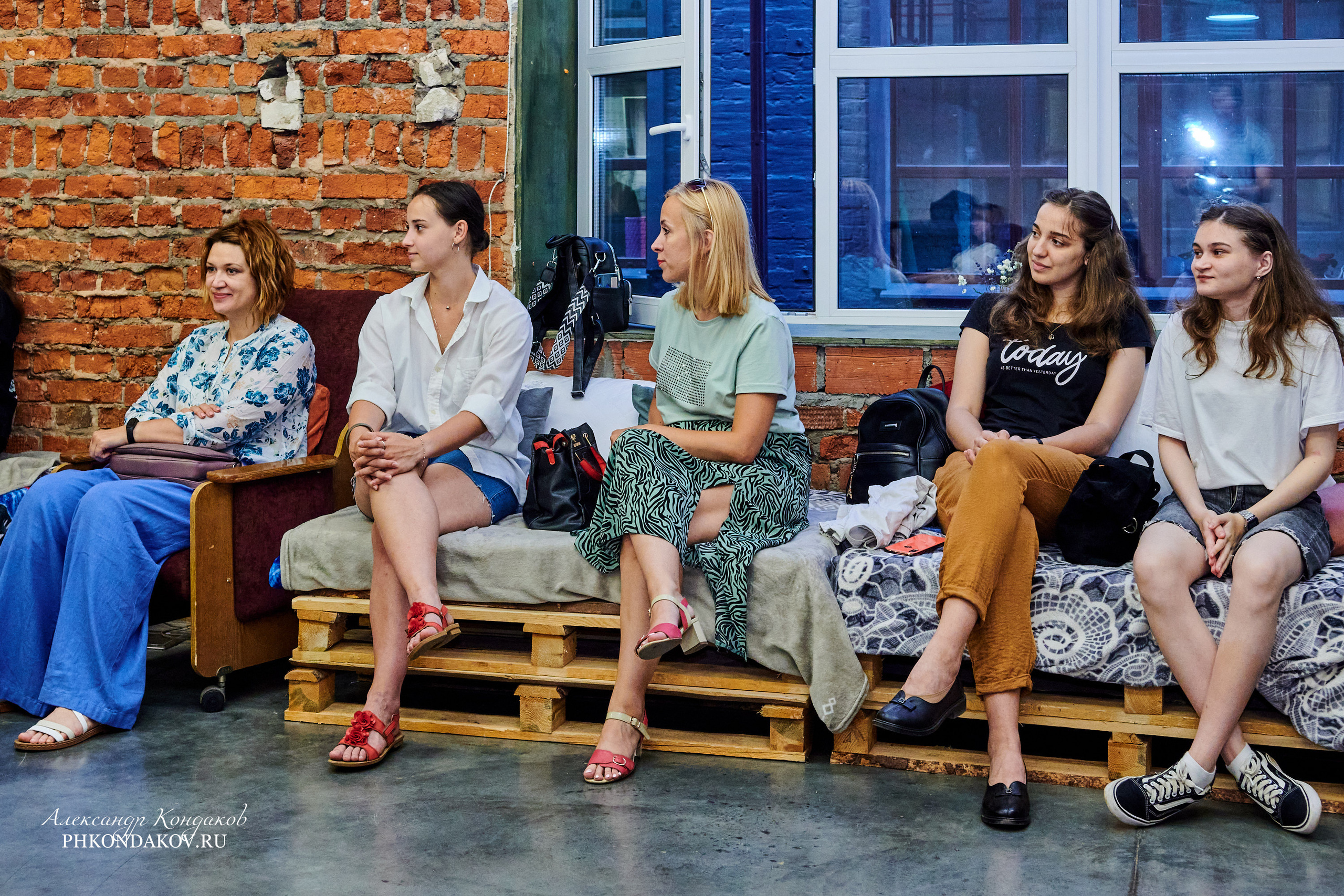 Фотограф события импровизация иваново фотосессия. Фотограф в Иваново: Каталожная съемка одежды и постельного белья, Wildberries