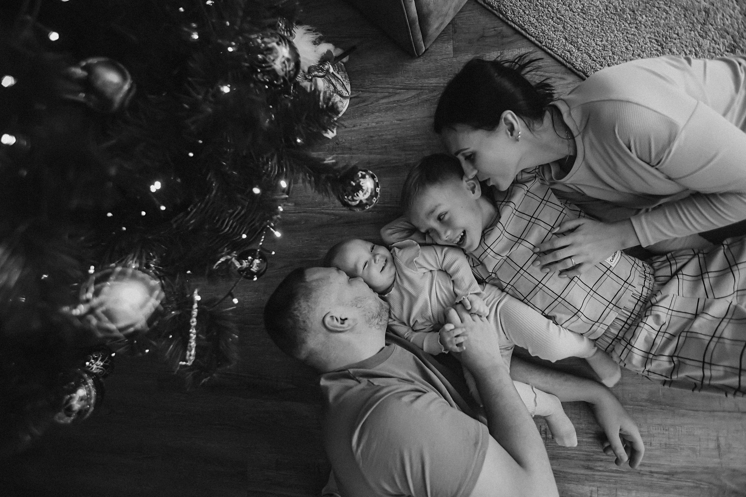 Дома. Семейный фотограф Тюмень, фотограф на роды Салмина Мария