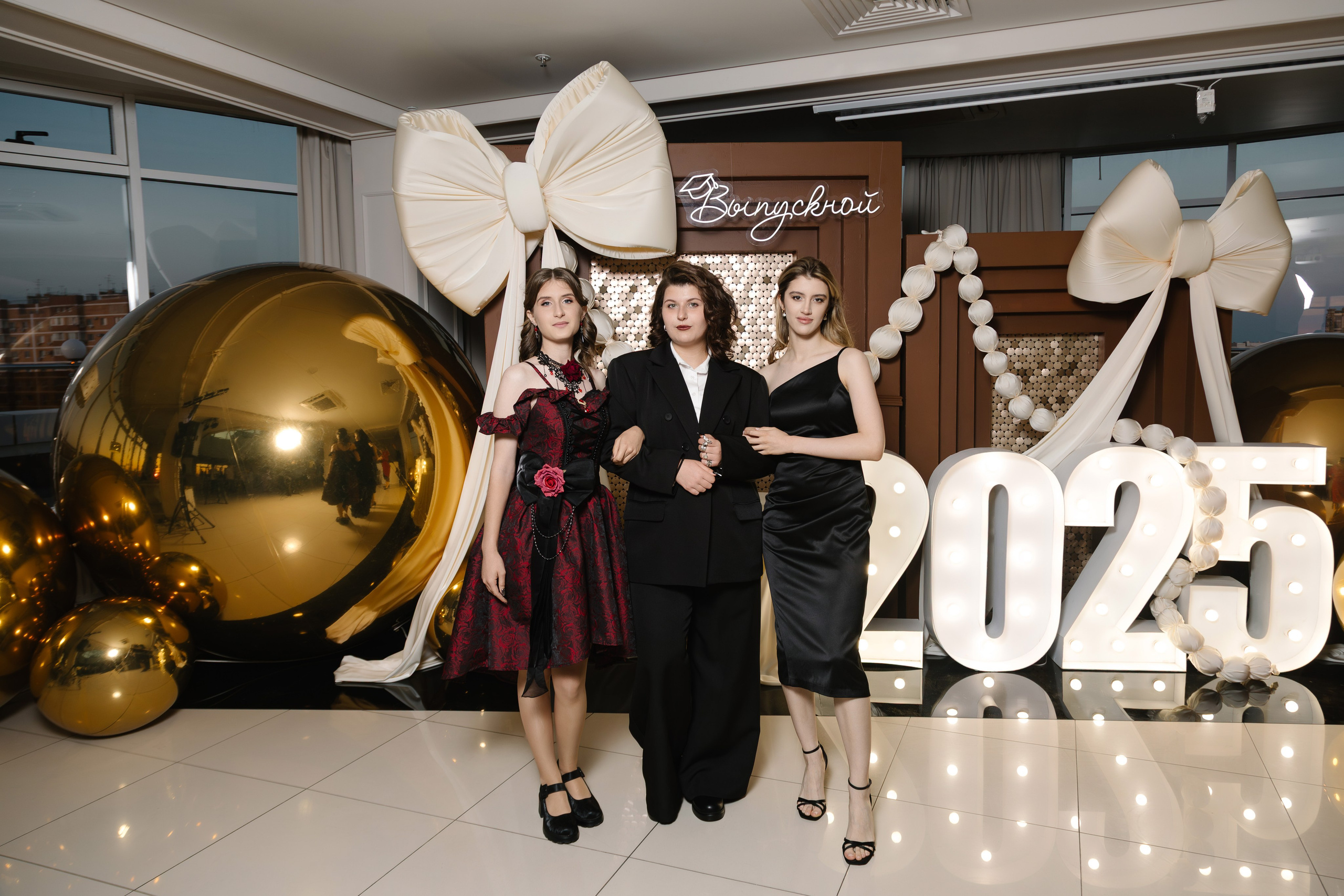 Выпускной 11А класса 2025. Артур Иликчян — Wedding & Event фотограф в Краснодаре