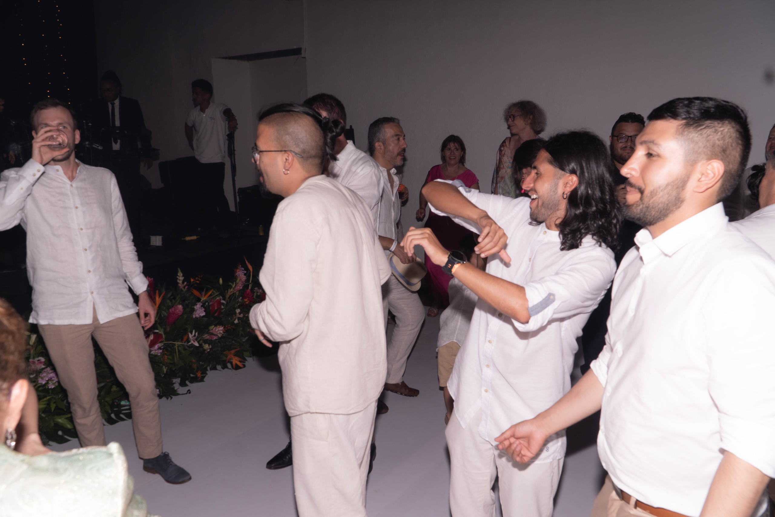 Catalina and Romain. Wedding Photographer in Barcelona and Medellin