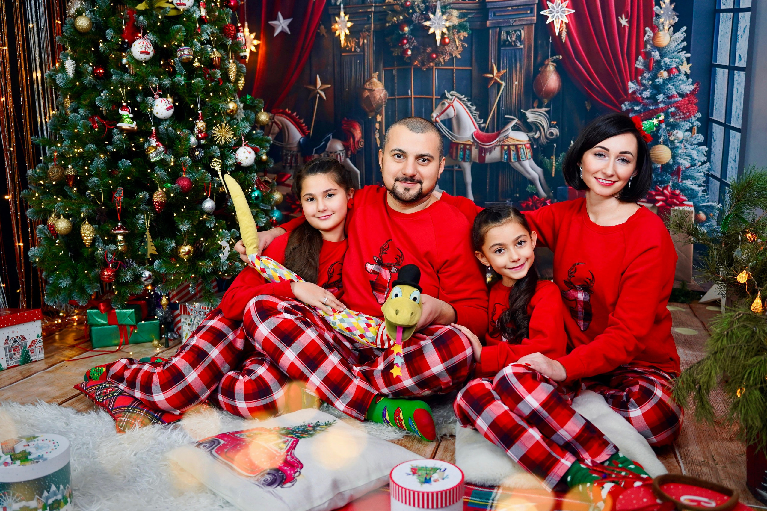 Новогодний фотопроект 2025 № 6. Семейный и детский фотограф Александра Гвоздикова