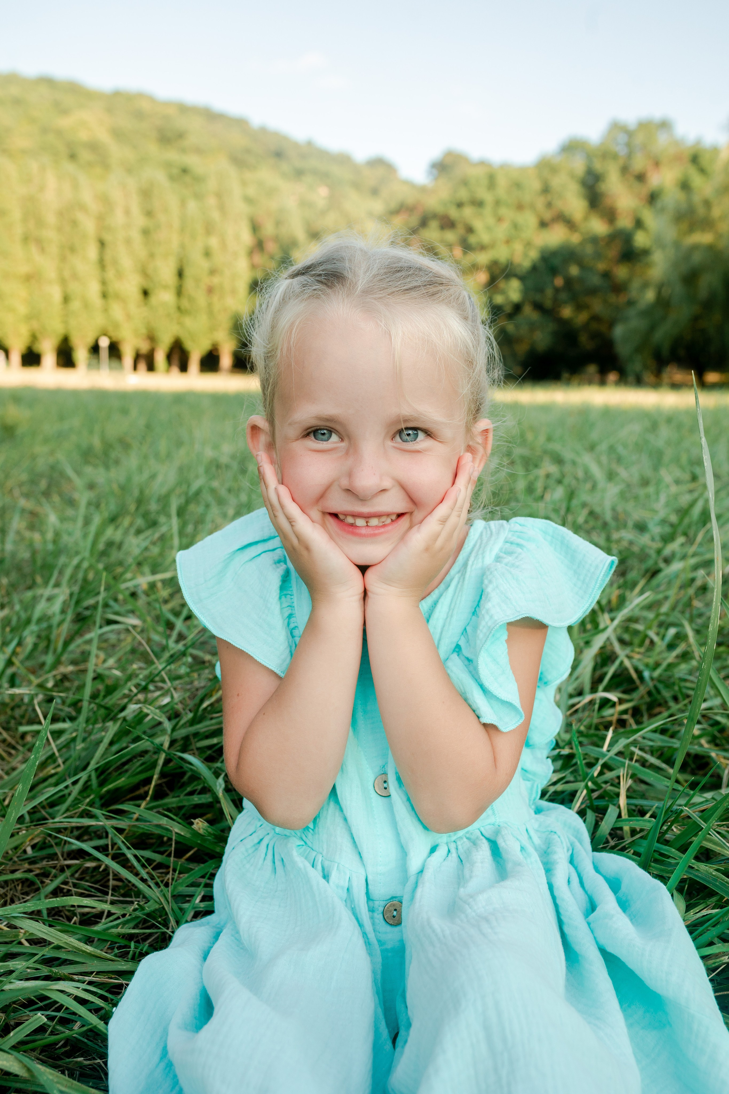Камилла и Виктор с детьми. Фотограф в Геленджике, Архипо-Осиповке, Абрау-Дюрсо, Кринице Виктория