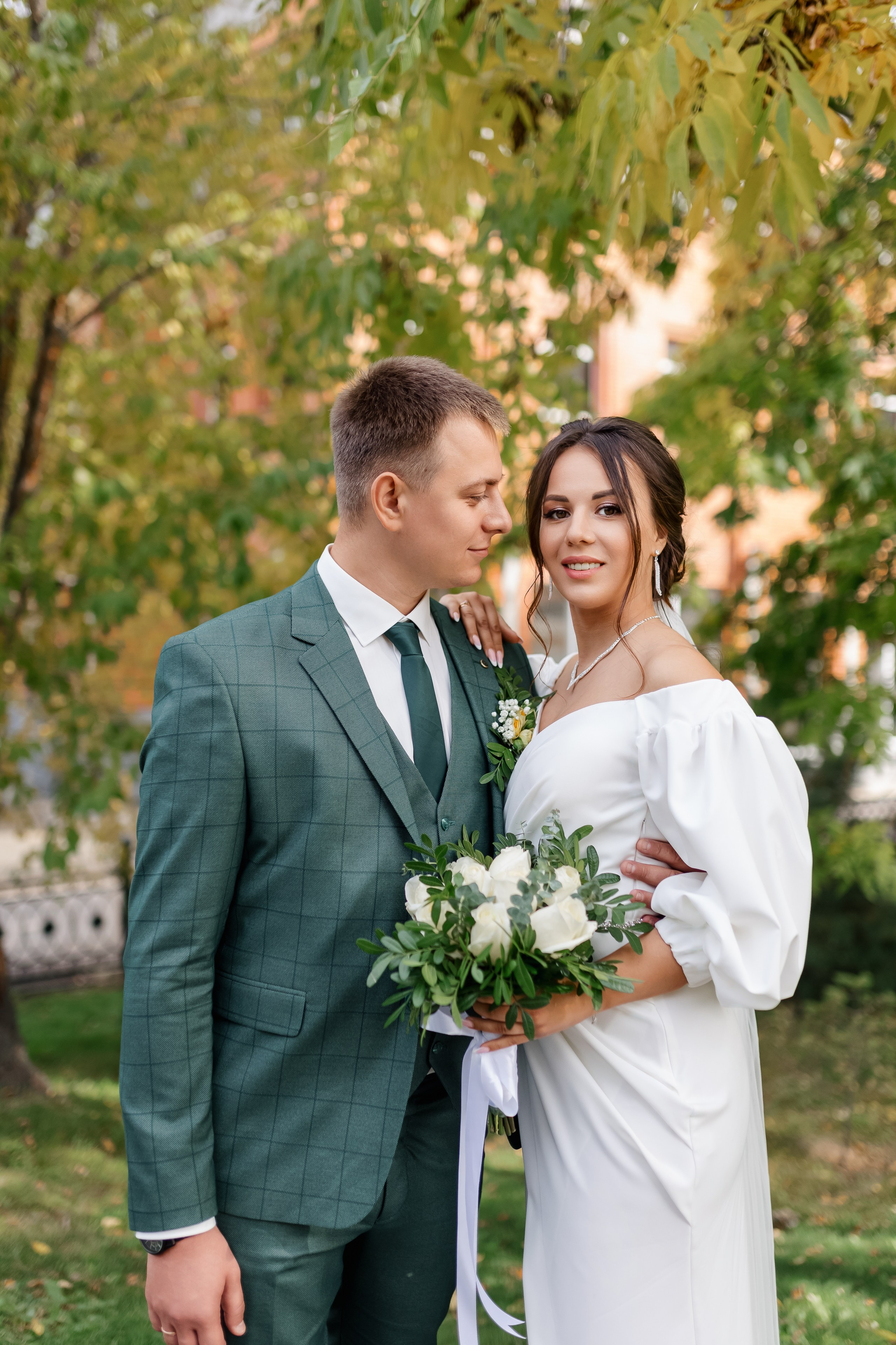 Олег и Юлия. Свадебная прогулка. Свадебный фотограф в Хабаровске