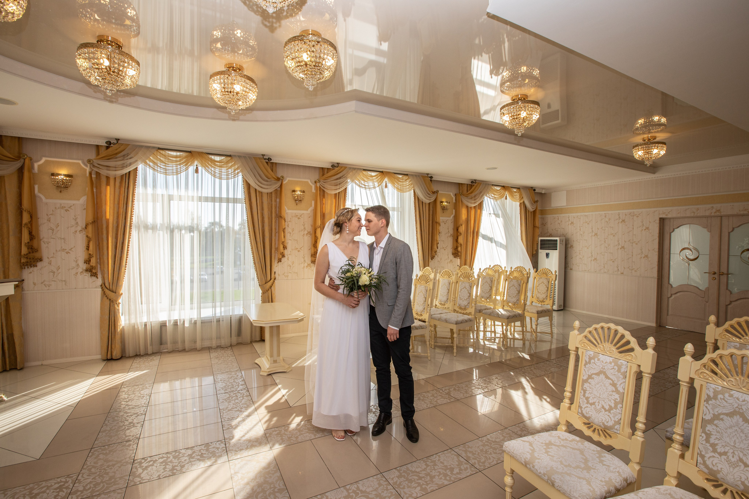 Соня и Влад. Свадьба в Сестрорецке, прогулка по Финскому заливу. Свадебный и семейный фотограф в Санкт-Петербурге и Сестрорецке