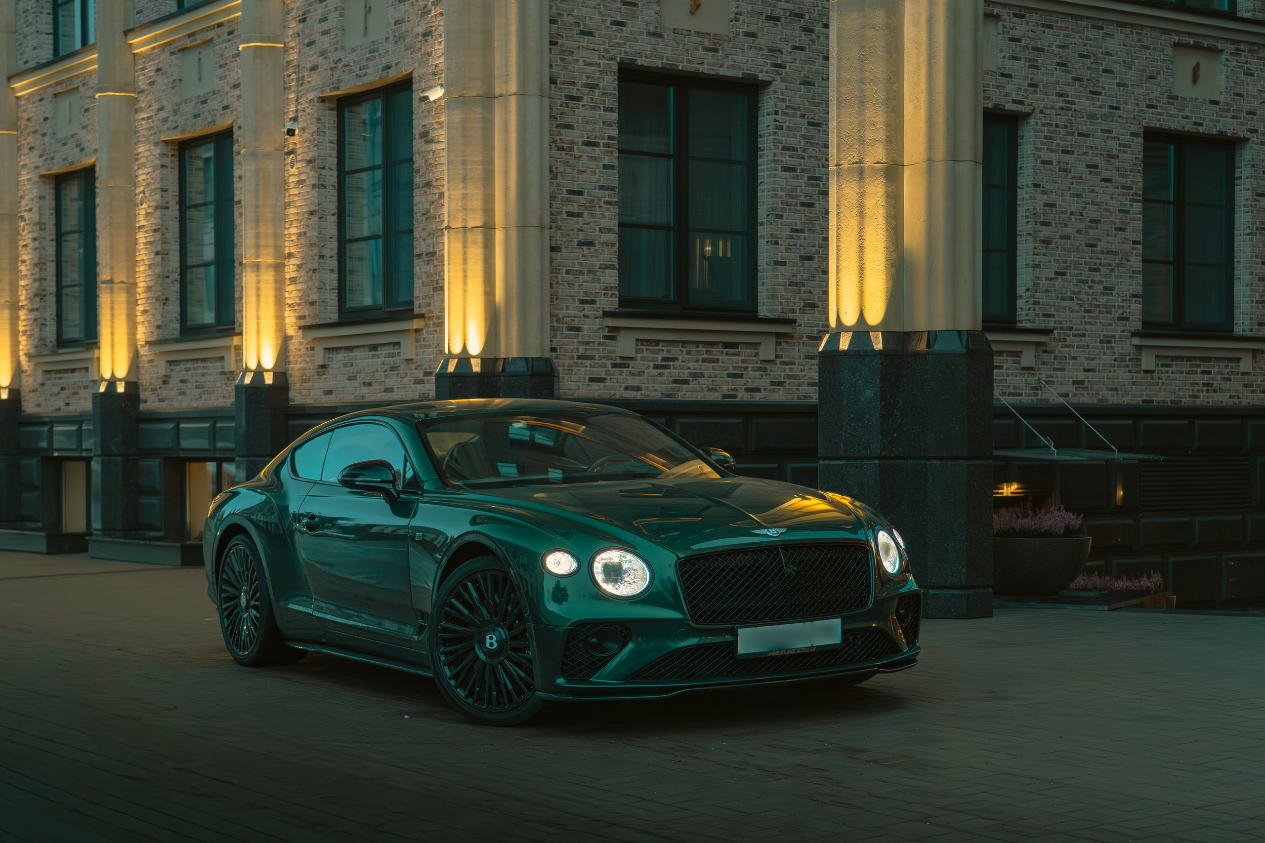 Bentley Continental. Видеограф и фотограф в Санкт-Петербурге