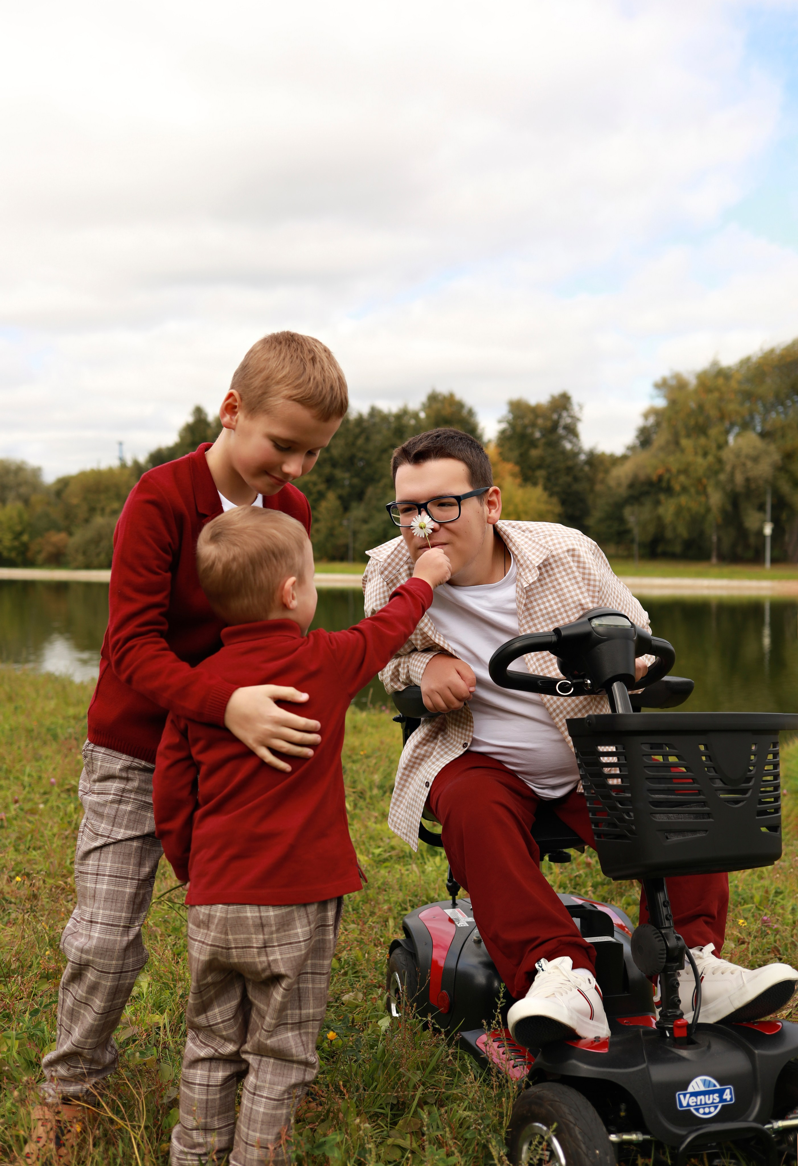 Прогулка в Усадьбе Алтуфьево. Детский и семейный фотограф г. Москва Оксана Катаджи