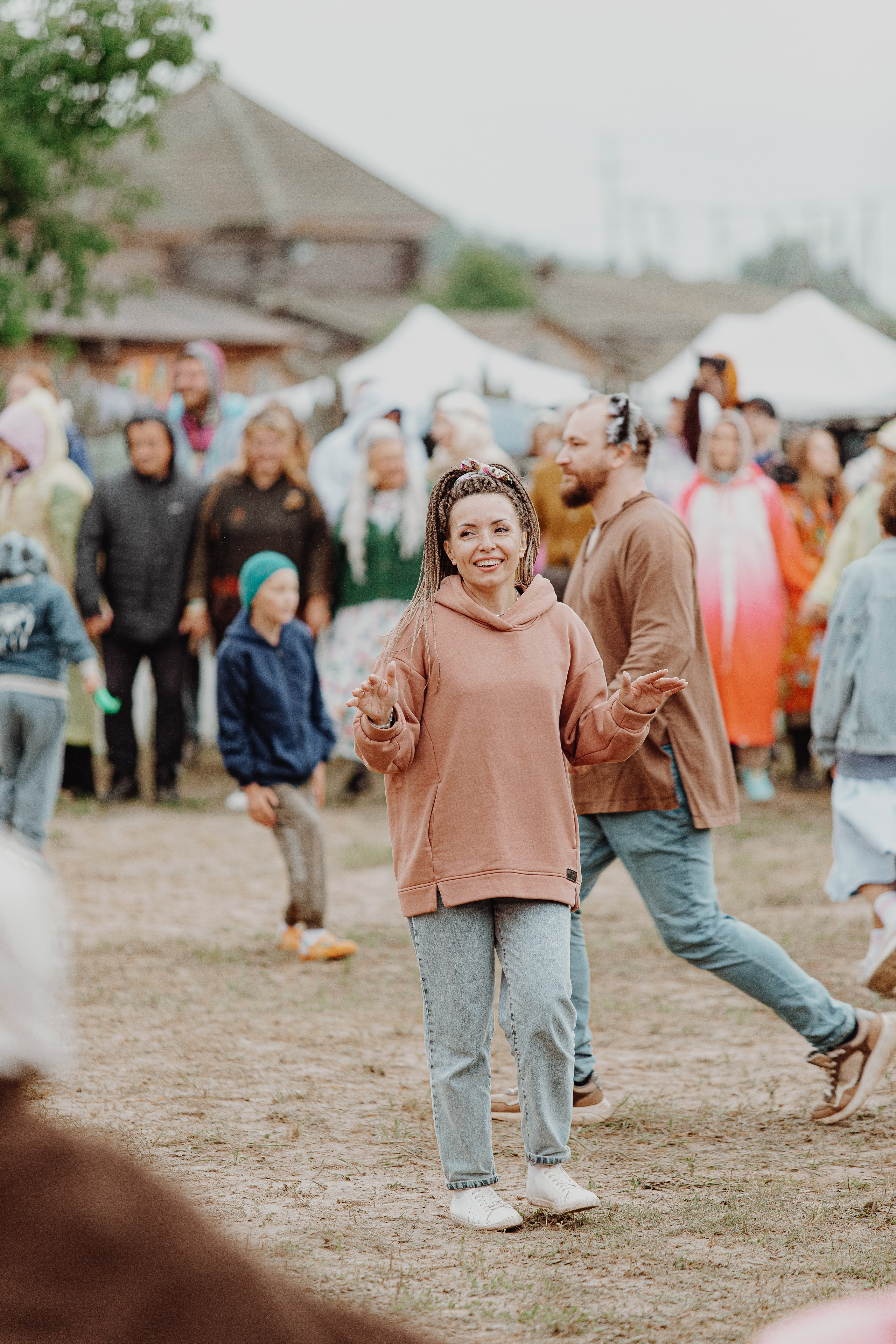 Фестиваль «Абалакское поле» XVI. Арт-фотограф Крис Л. в Тобольске: портрет, семейные, свадьбы