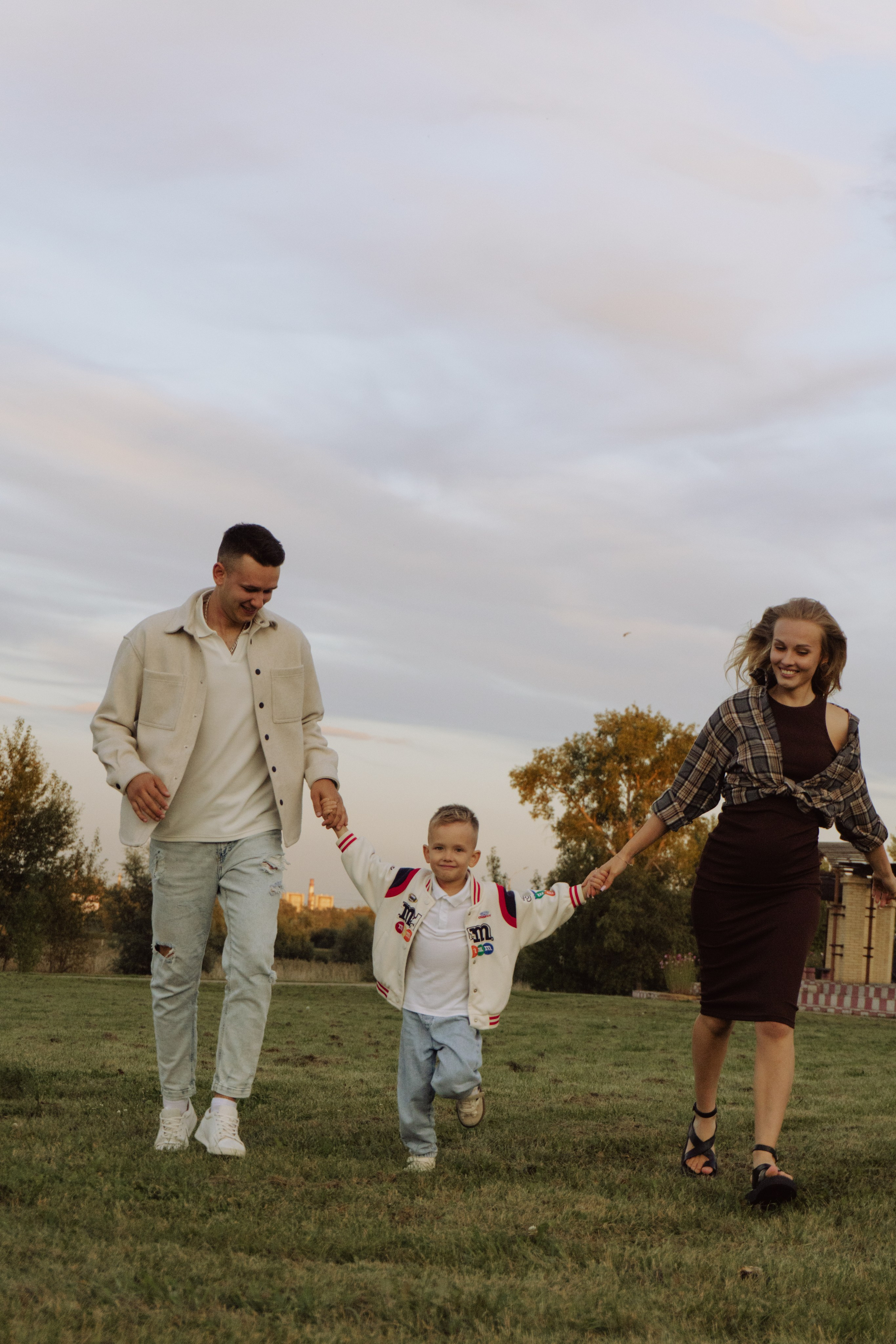 Love story|семейная|свадебная. Мобильный фотограф в Омске