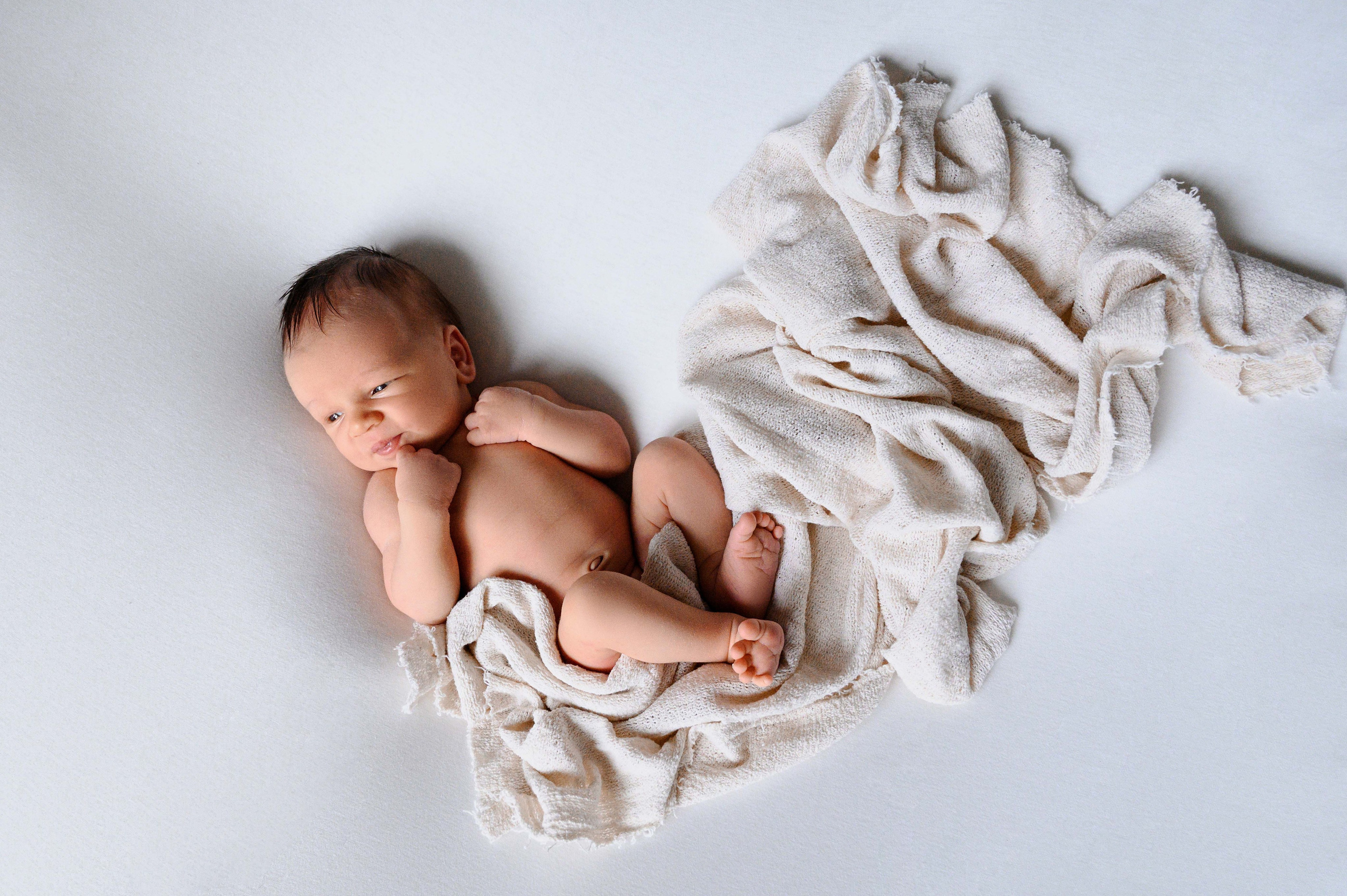 Newborn boy. Фотограф новорожденных малышей в Санкт-Петербурге