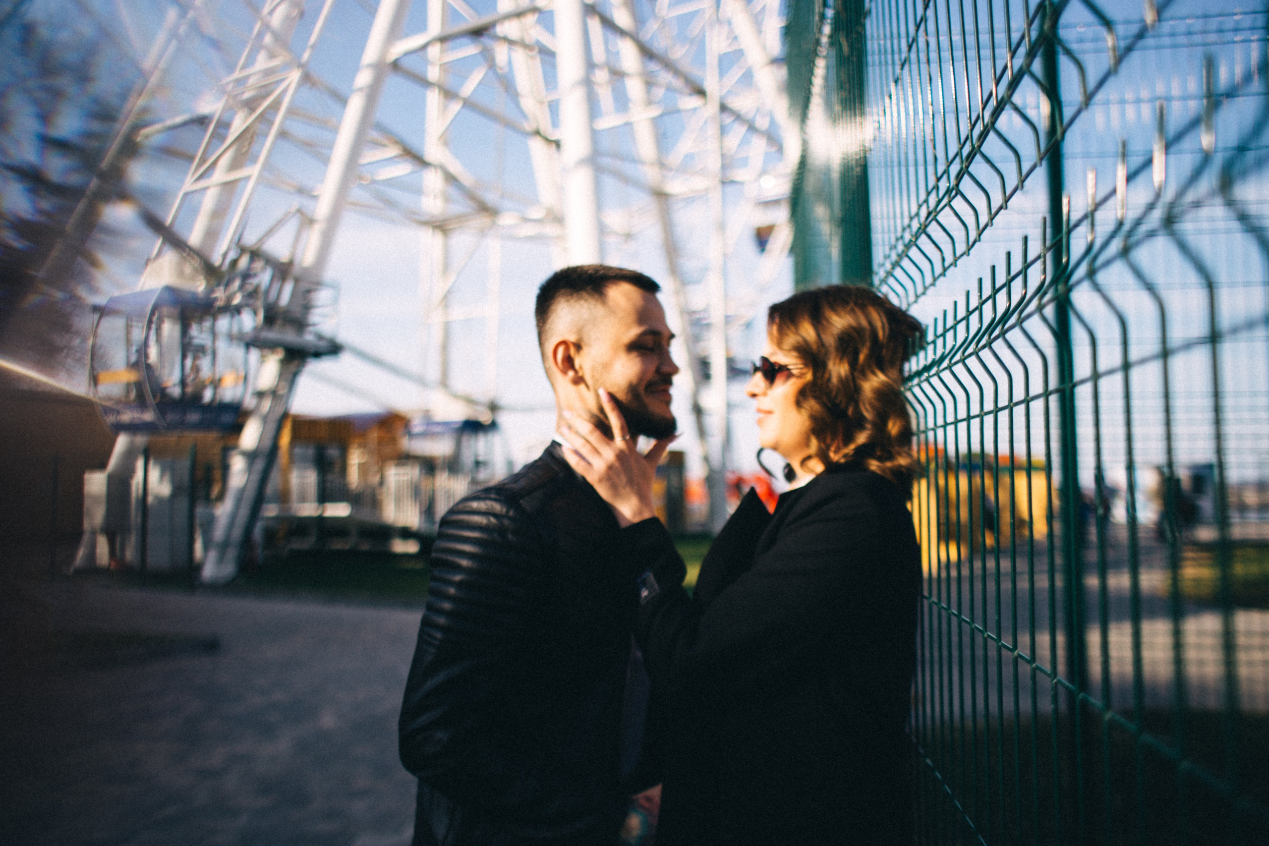 У Колеса обозрения. Фотограф в Нижнем Новгороде