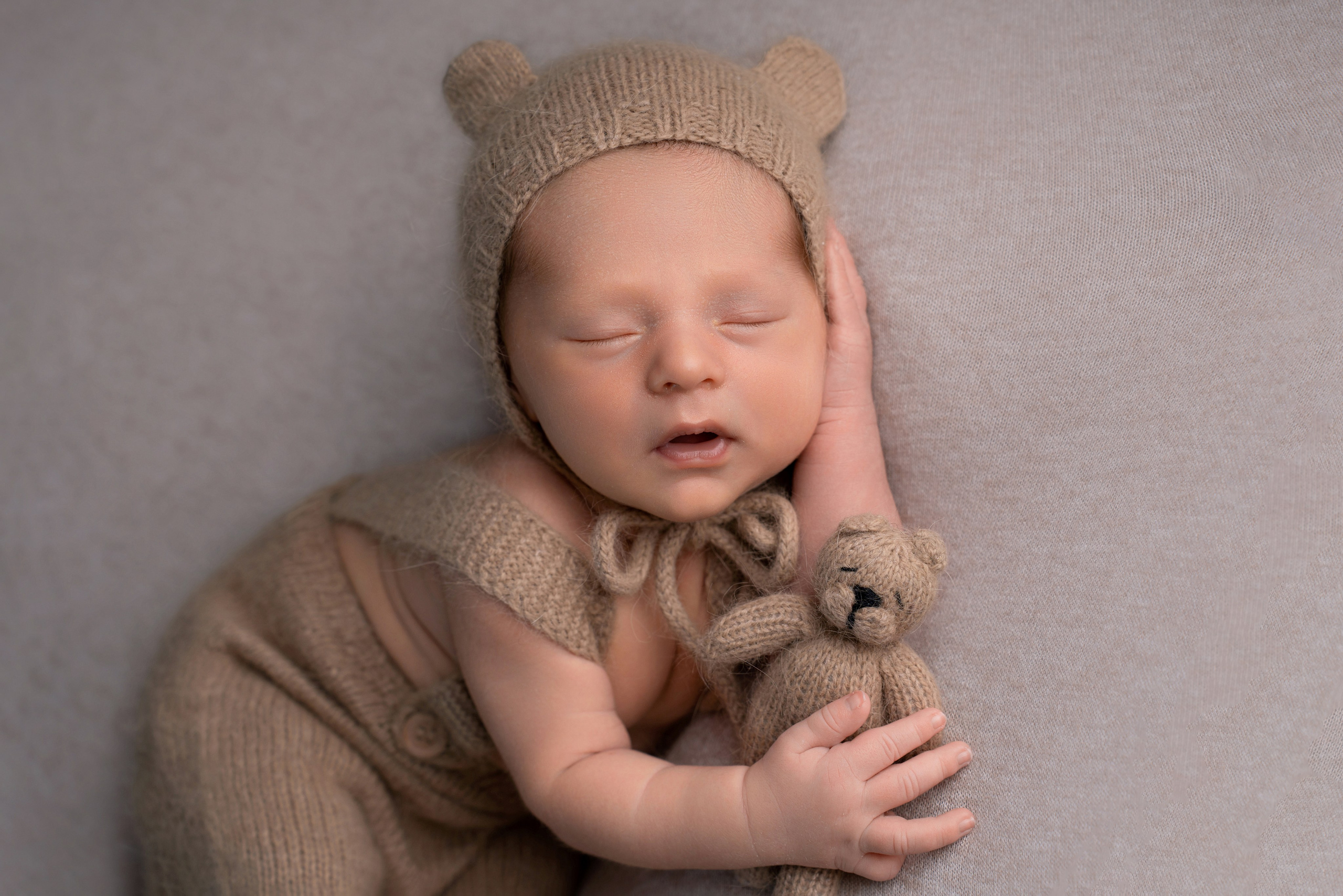 Ньюборн. Фотограф новорожденных Оренбург и свадебный фотограф Оренбург