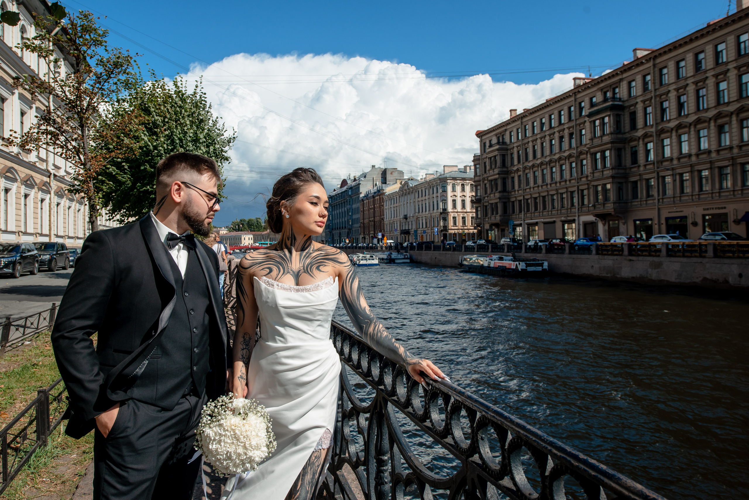Диана и Евгений (маршрут № 1 в Питере: Исаакиевская площадь, красные маркизы Астории, набережная Мойки, Дворец Штиглица и Летний сад). Портретный, семейный и свадебный фотограф в Санкт-Петербурге и в Пушкине Ширяев Денис