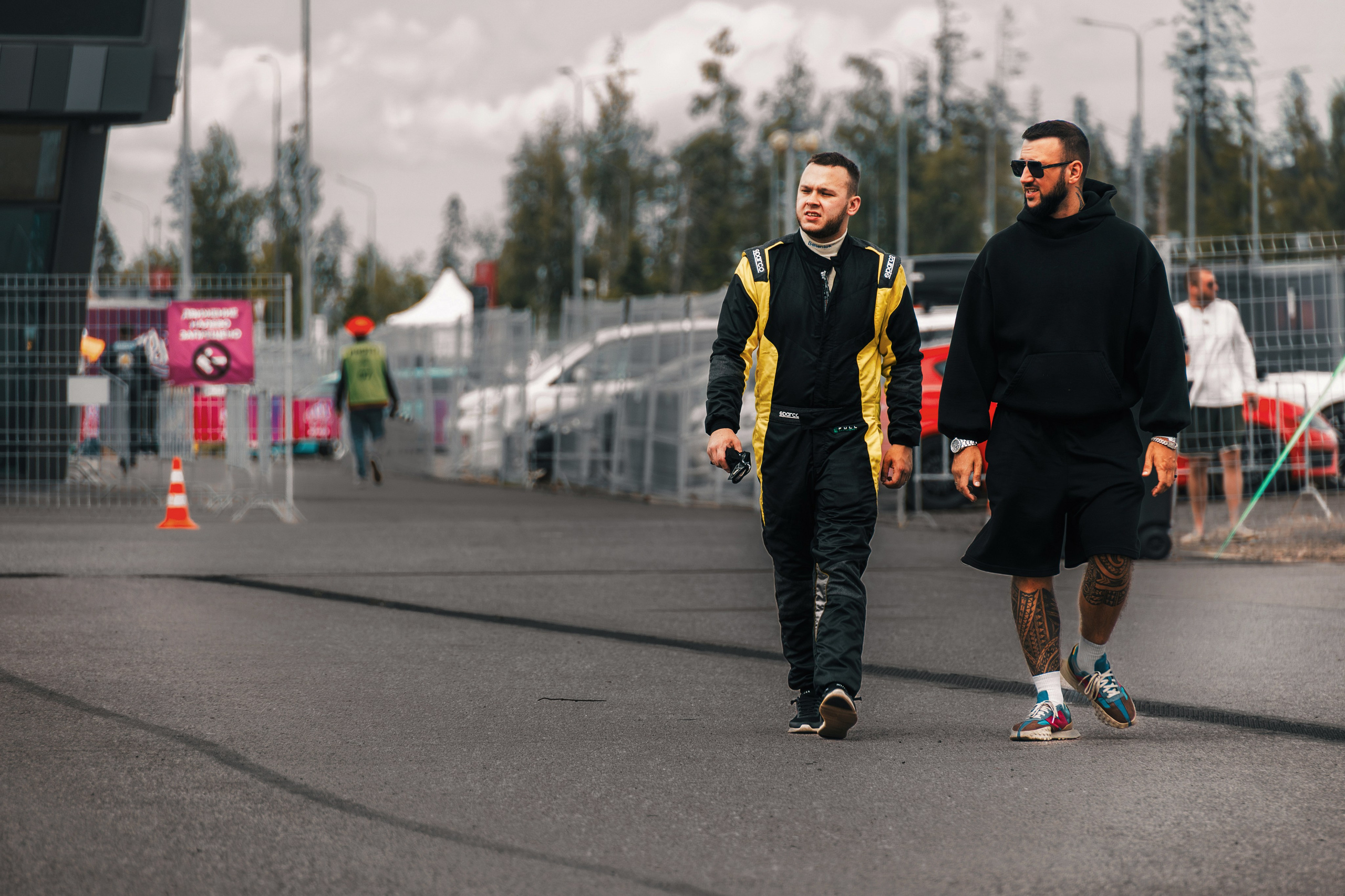 IDDC Этап 2: Бетонный Колизей и блогеры в деле