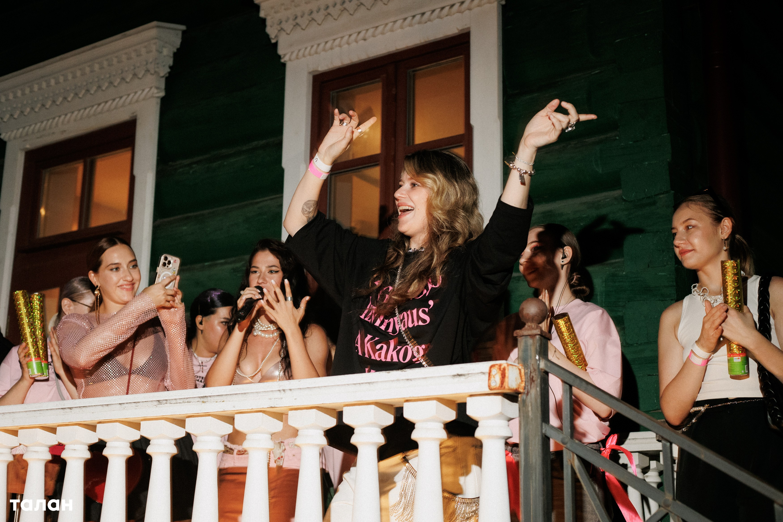 ВИНОТЕКА [бар+магаз] — BIRTHDAY PARTY. СВОИ. ФОТООТЧЕТЫ-СОБЫТИЯ-МЕСТА