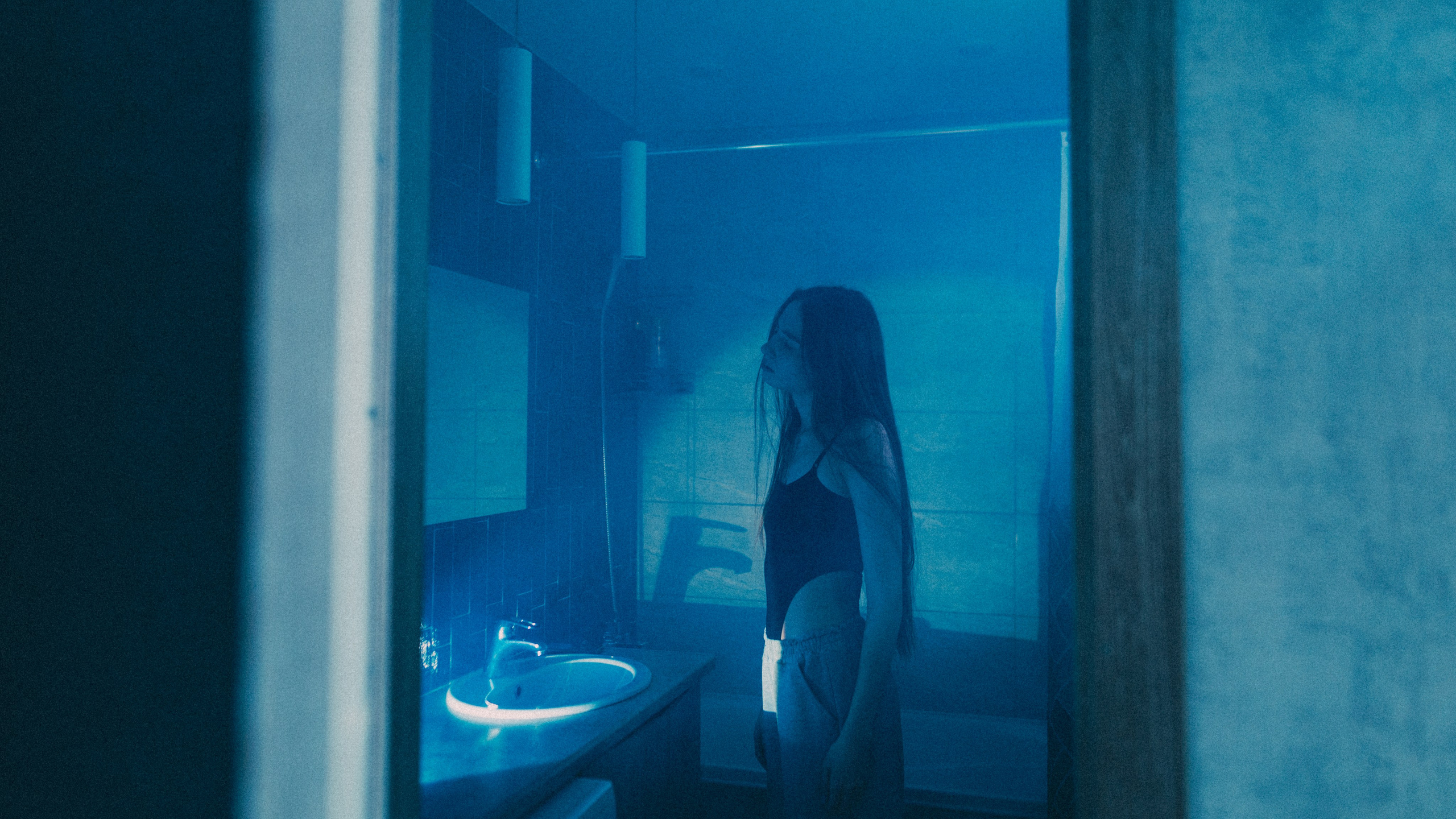 Depres. Sun Betty — кинофотограф Элизабет