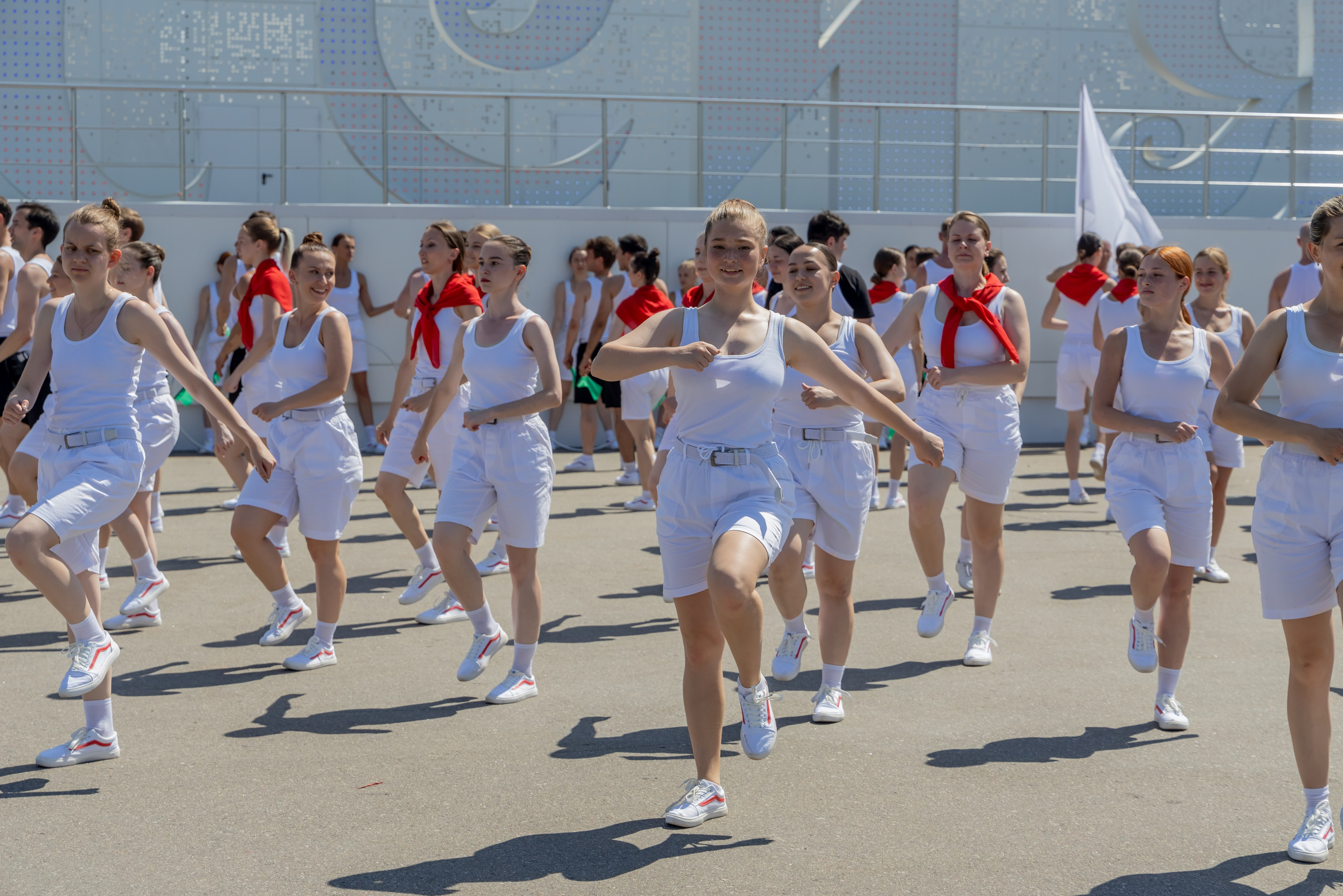 Времена и эпохи. Парад физкультурников 2024 на ВДНХ. Репортажный, семейный и студийный фотограф в Москве Демин Алексей
