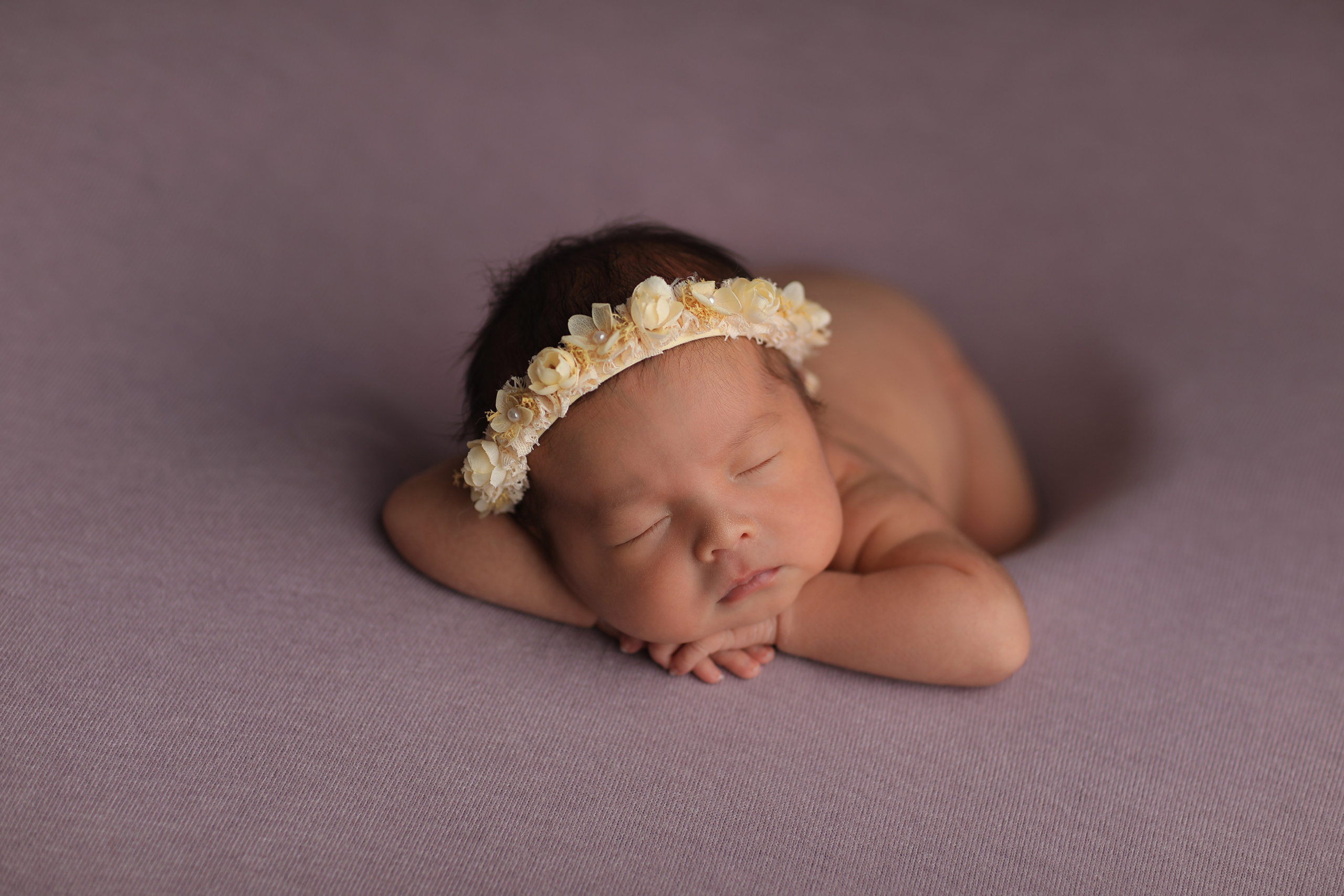 PH @anna_molodykh_newborn.almaty. Retoucher Aleksmokh