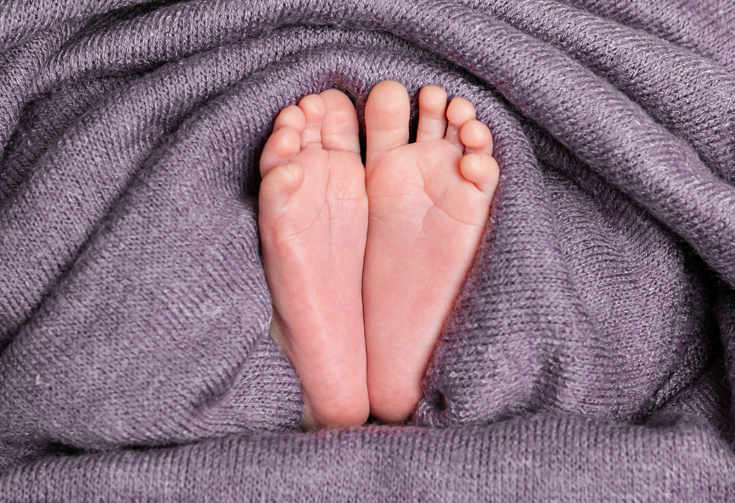 Новорожденные. Фотограф новорожденных и семейный фотограф НСО г. Бердск Марина Львова