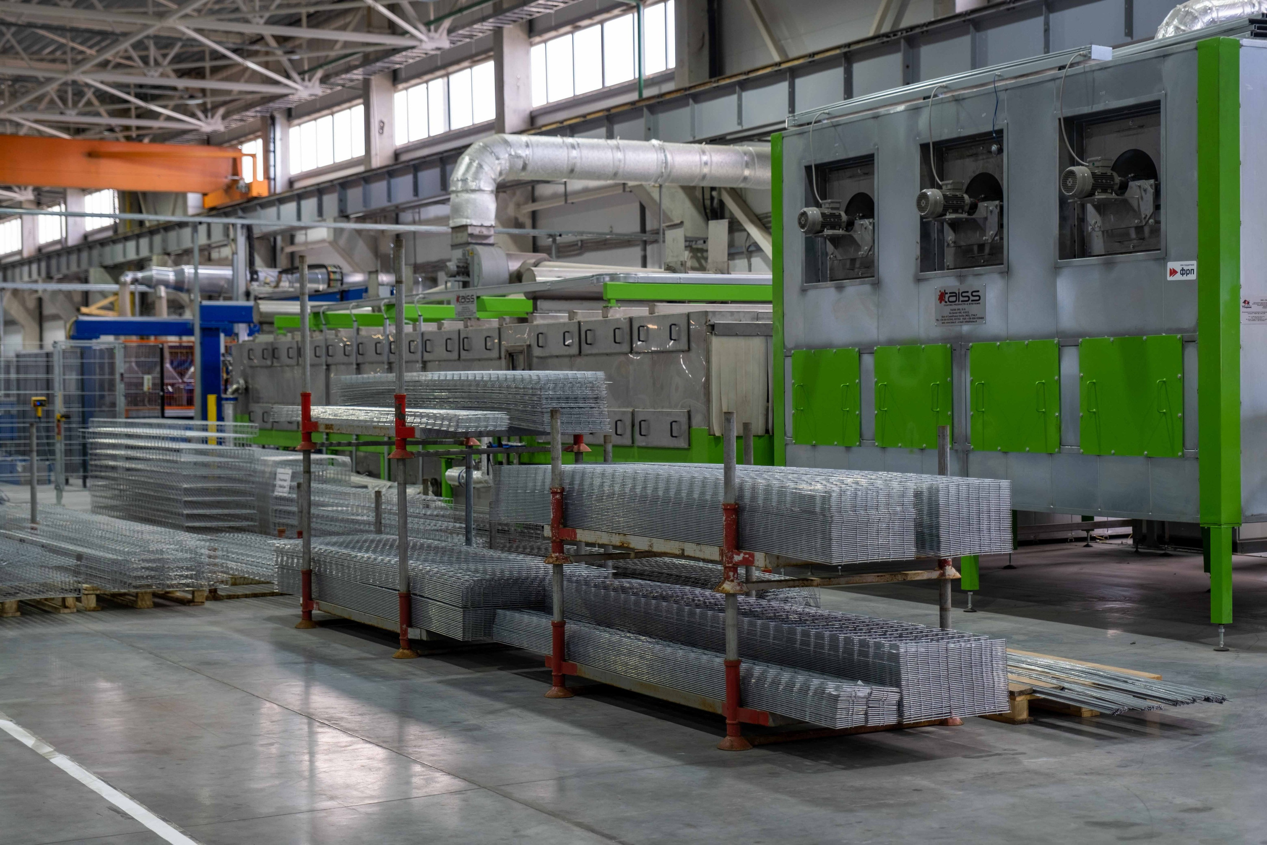 IEK — торжественное открытие производственного цеха. Фото тур