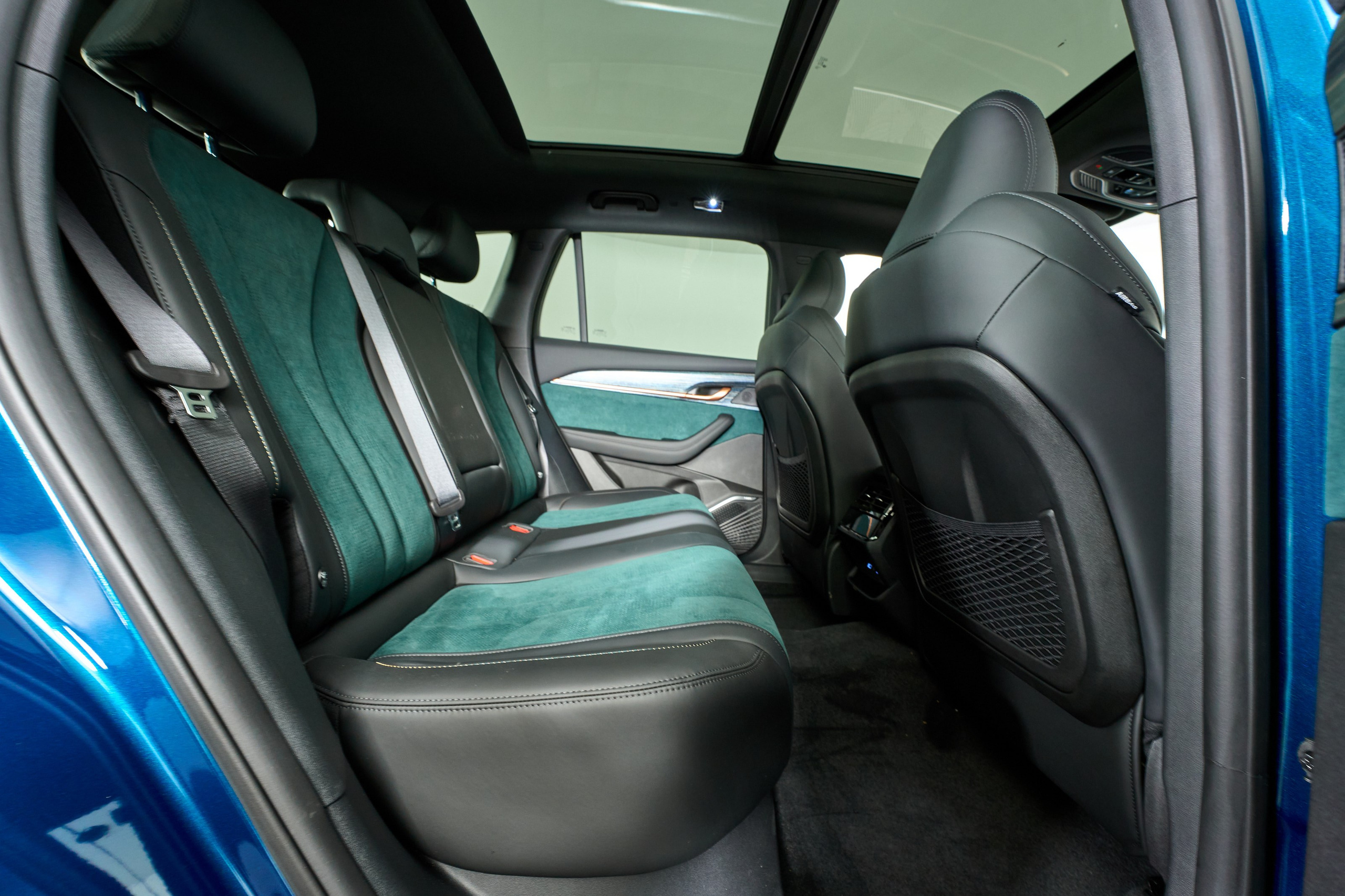 Geely Monjaro. Фотограф Николай Прокофьев модельные тесты в Москве