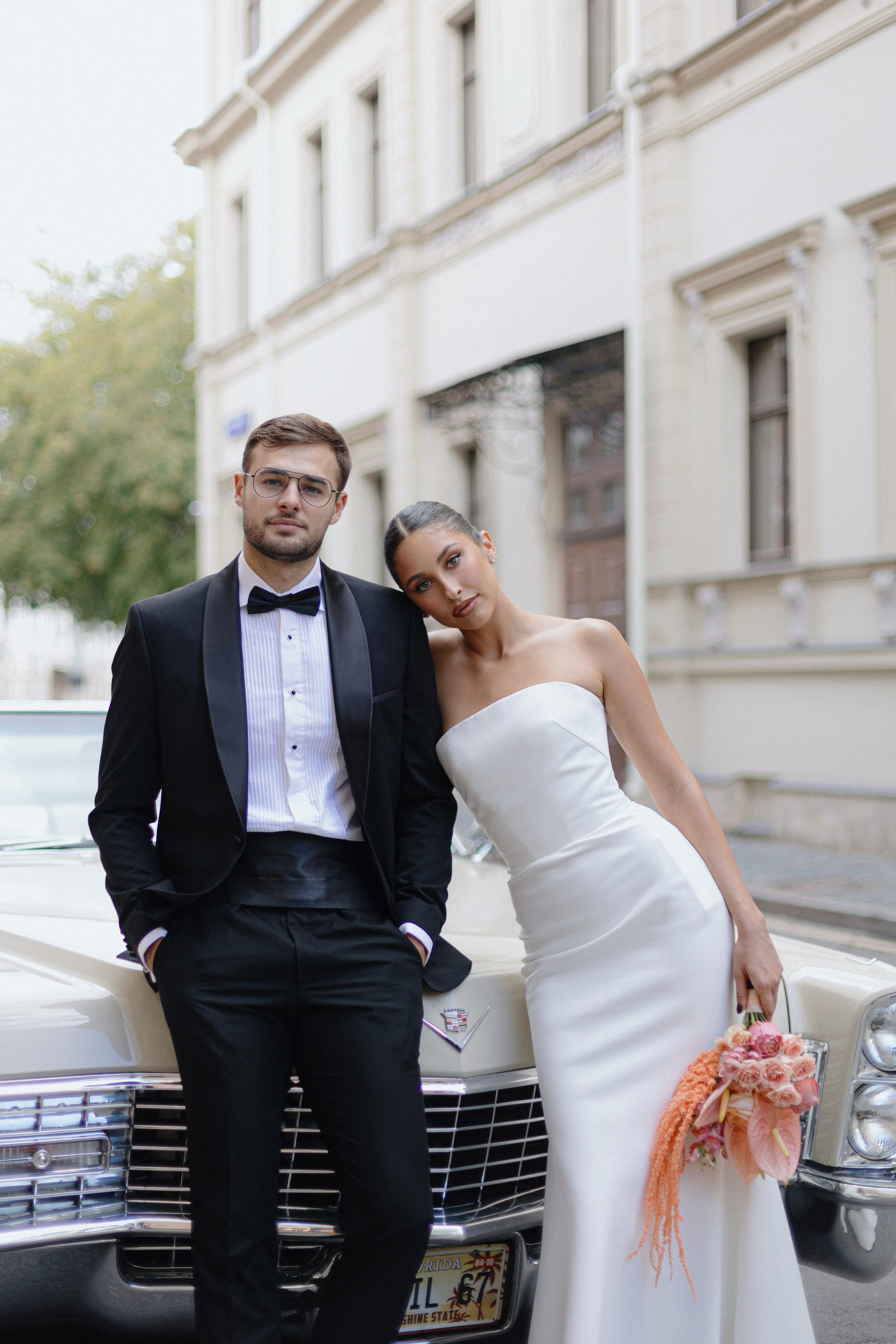 Фотосессия с кабриолетом в Москве свадебная. Свадебный фотограф Москва. Фотограф в Москве Валерия Рожкова