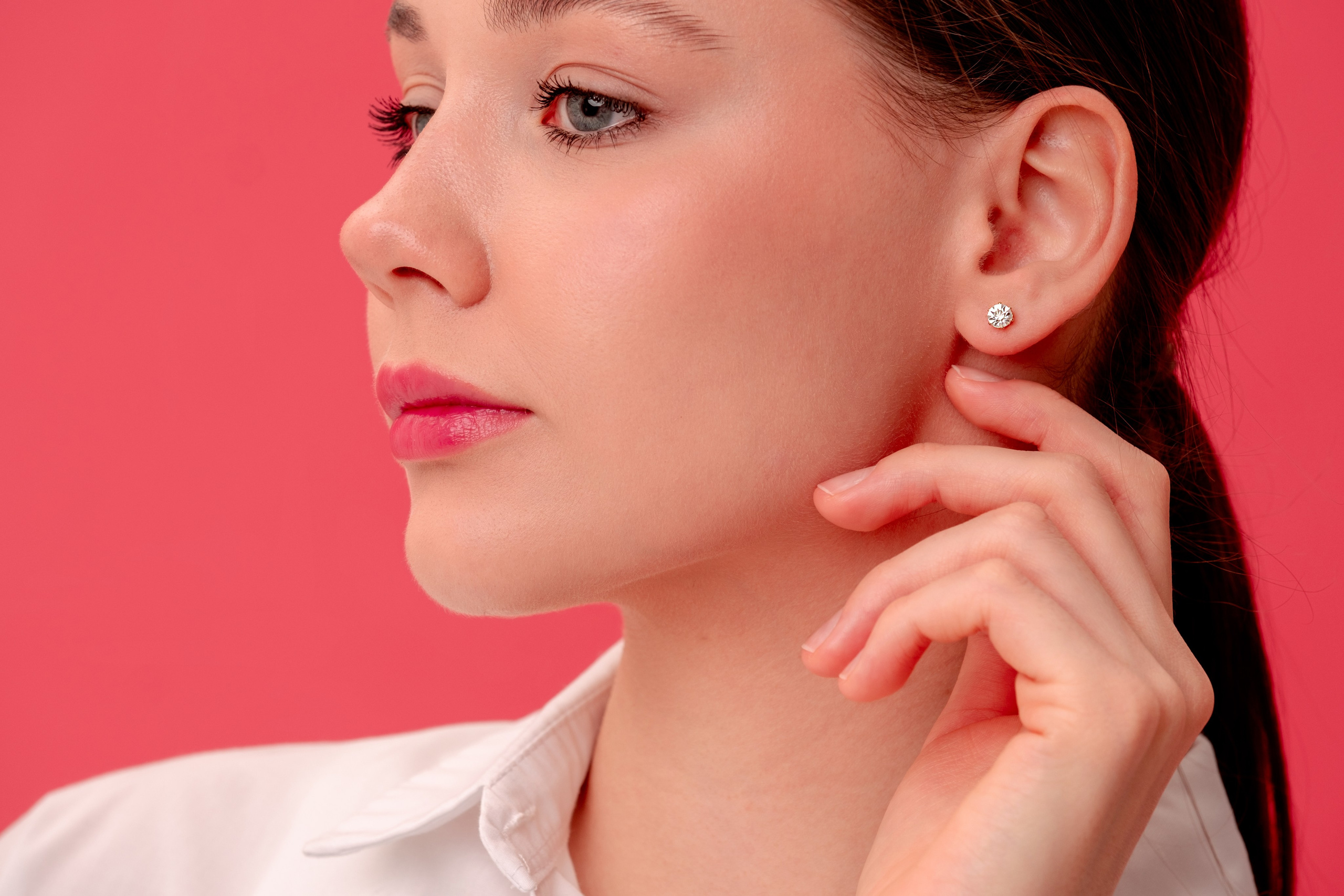 Съемка украшений на озон, вальдберис и ламода в Санкт-Петербурге. Фотосессия для маркетплейсов