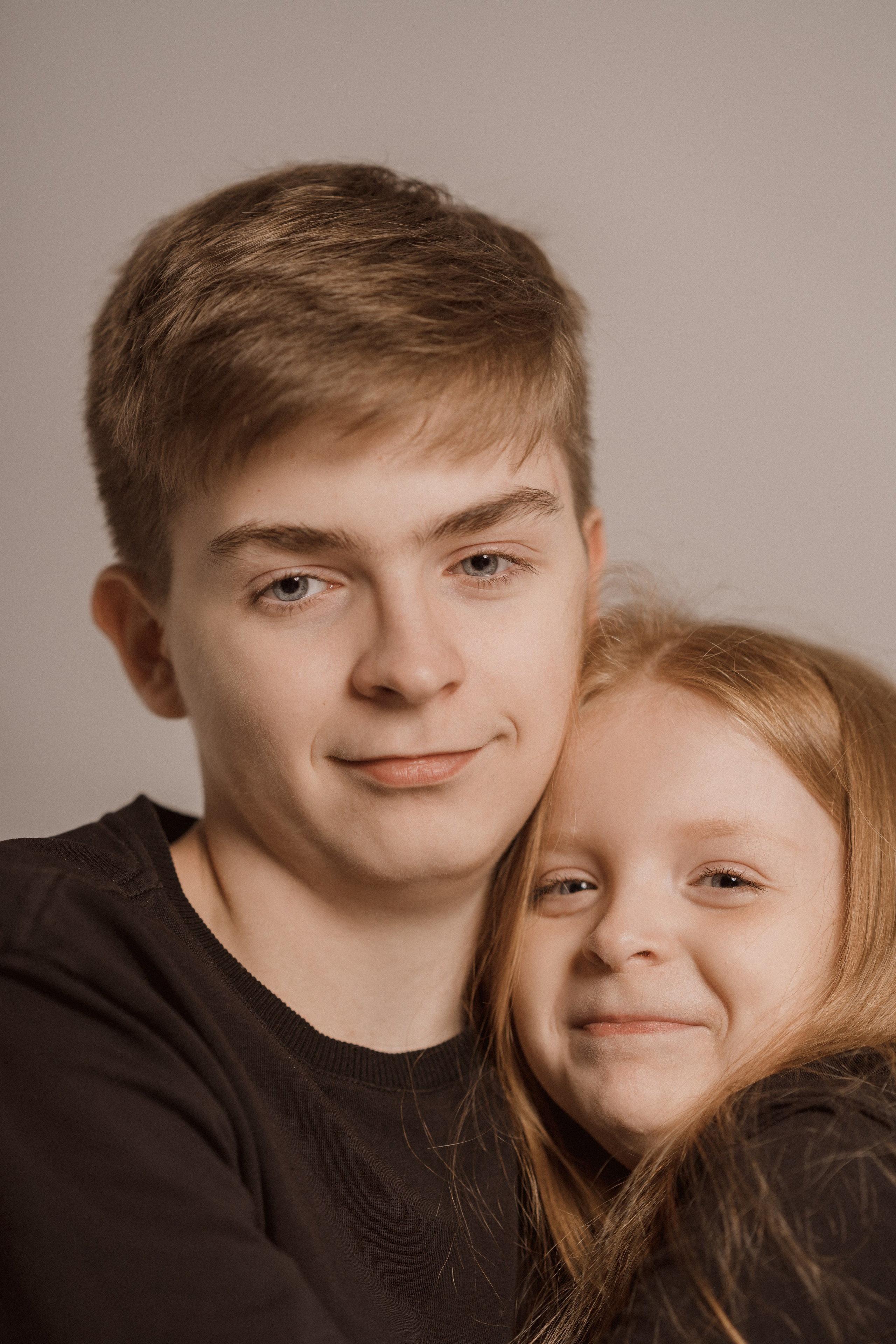 Алиса и ее брат. Семейный и детский фотограф в Сергиев Посаде, Хотьково Якимчук Любовь