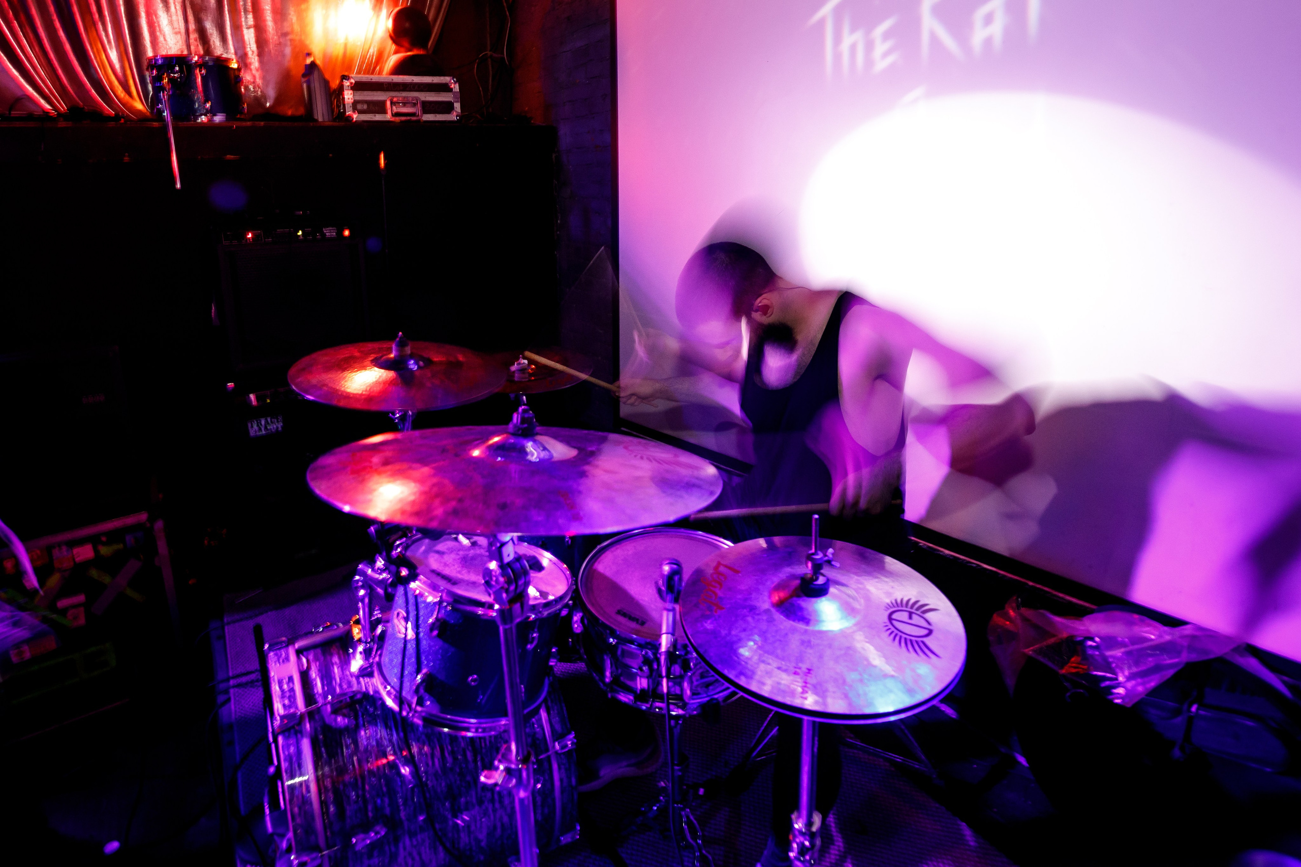 THE KAT IS DEAD. Фотограф Елена Богачева (lenalena_na_na_na)