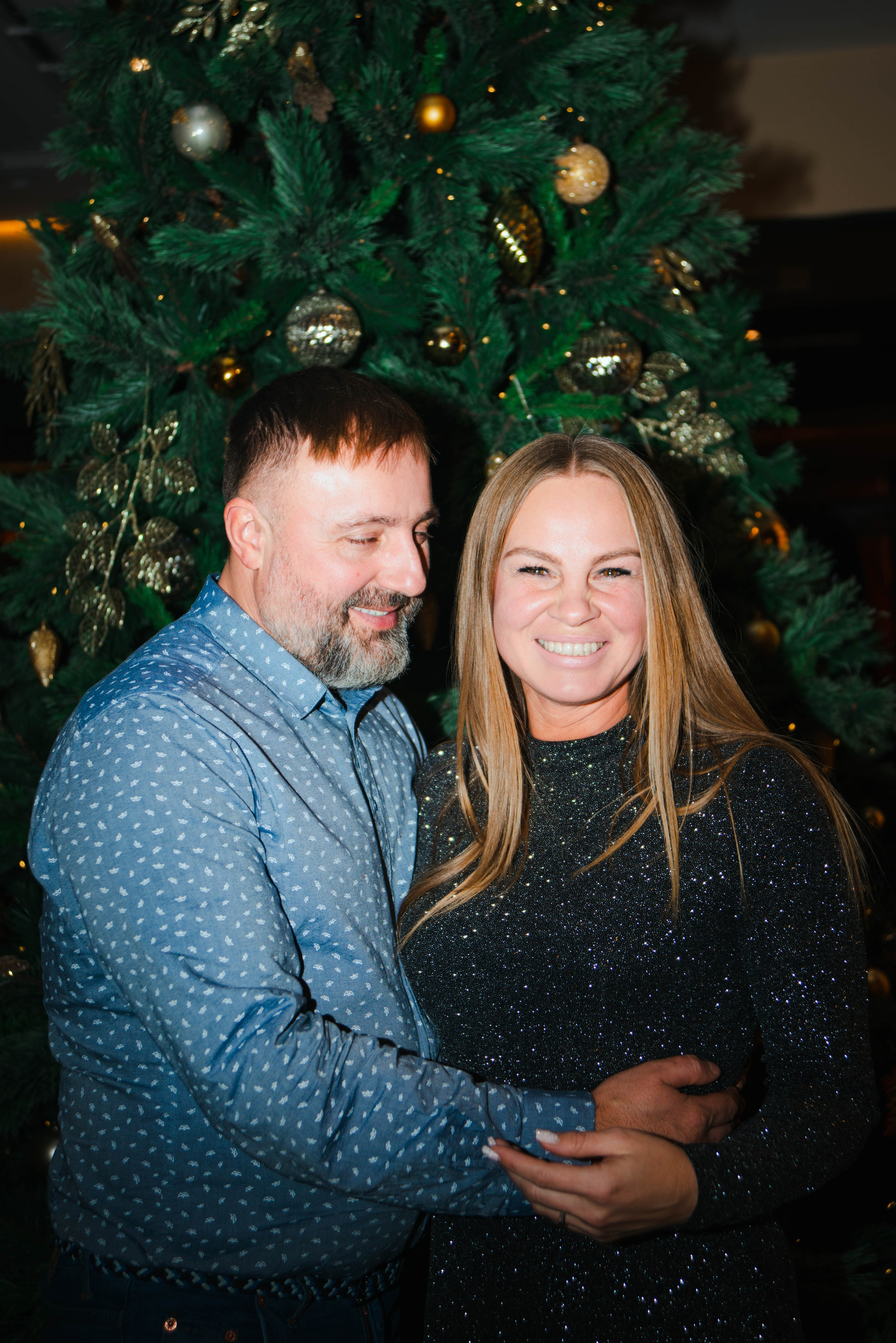 Праздник в стенах клубного пространства «Своя Среда». Ксения Glossa. Портретный и репортажный фотограф в Самаре