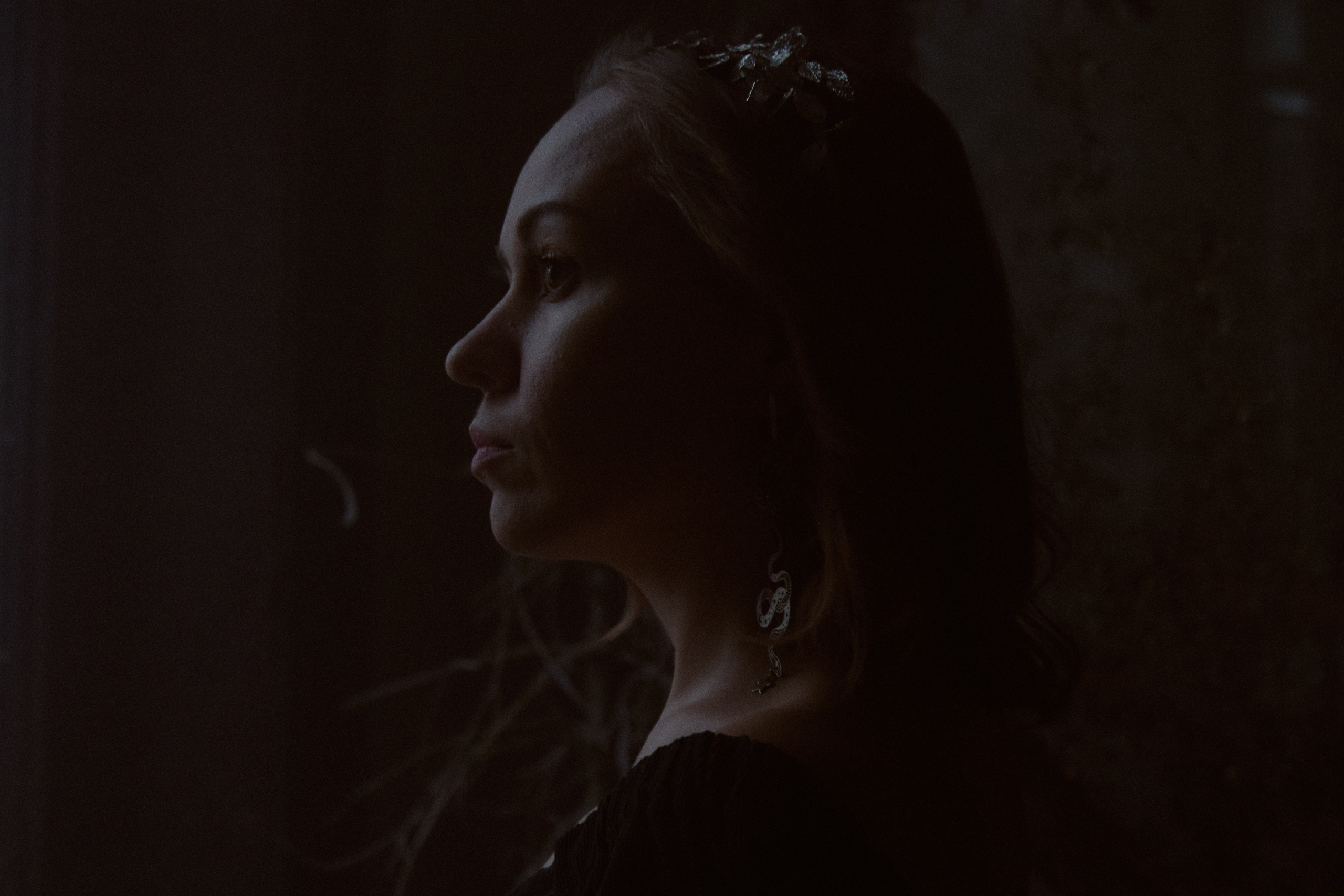 Тень. Фотограф лавстори Москва/МО Приятелева Ангелина