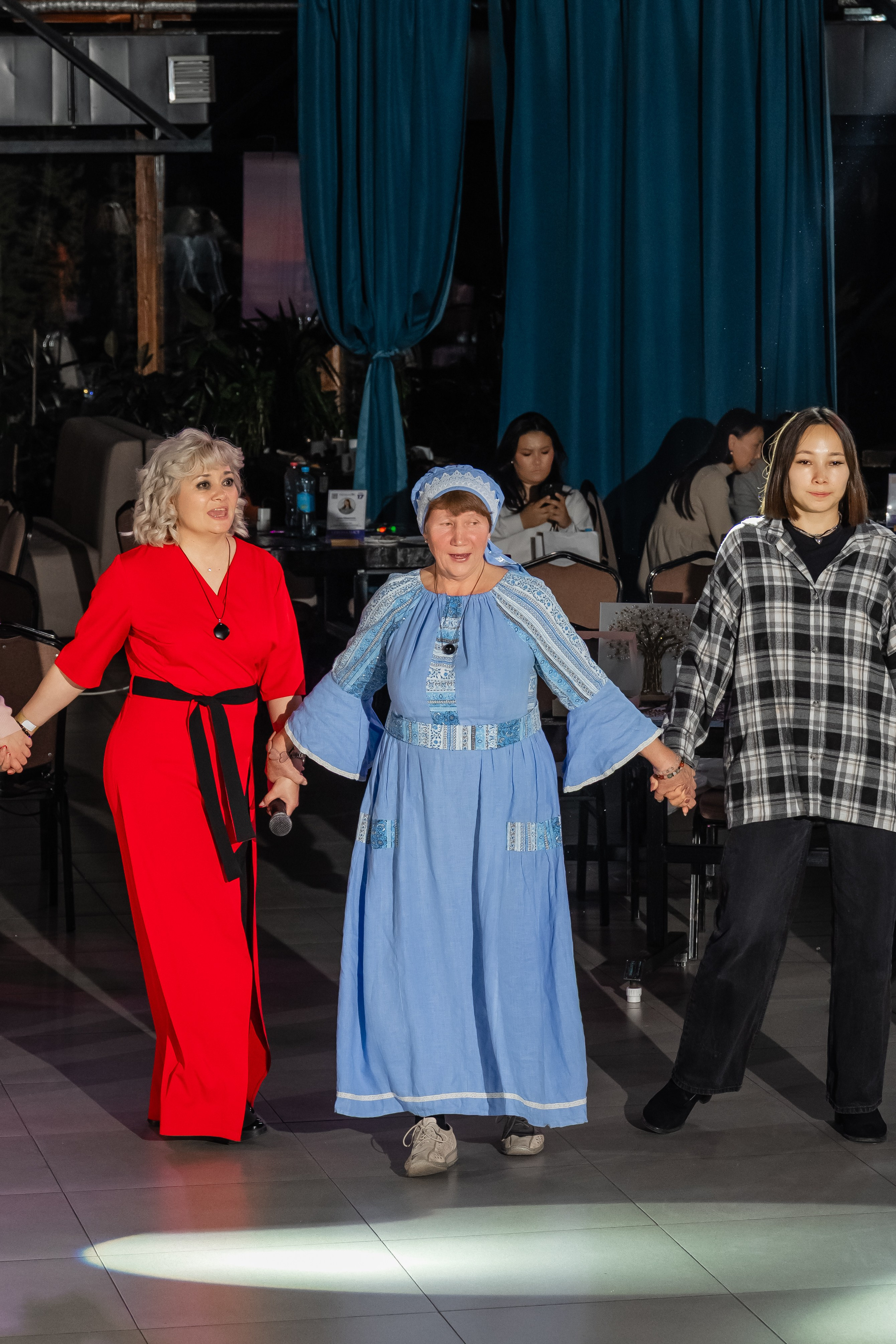 Фестиваль писхологии и самопознания. Фотограф и видеограф в Улан-Удэ: Аюна Габагуева и Артём Шаханов