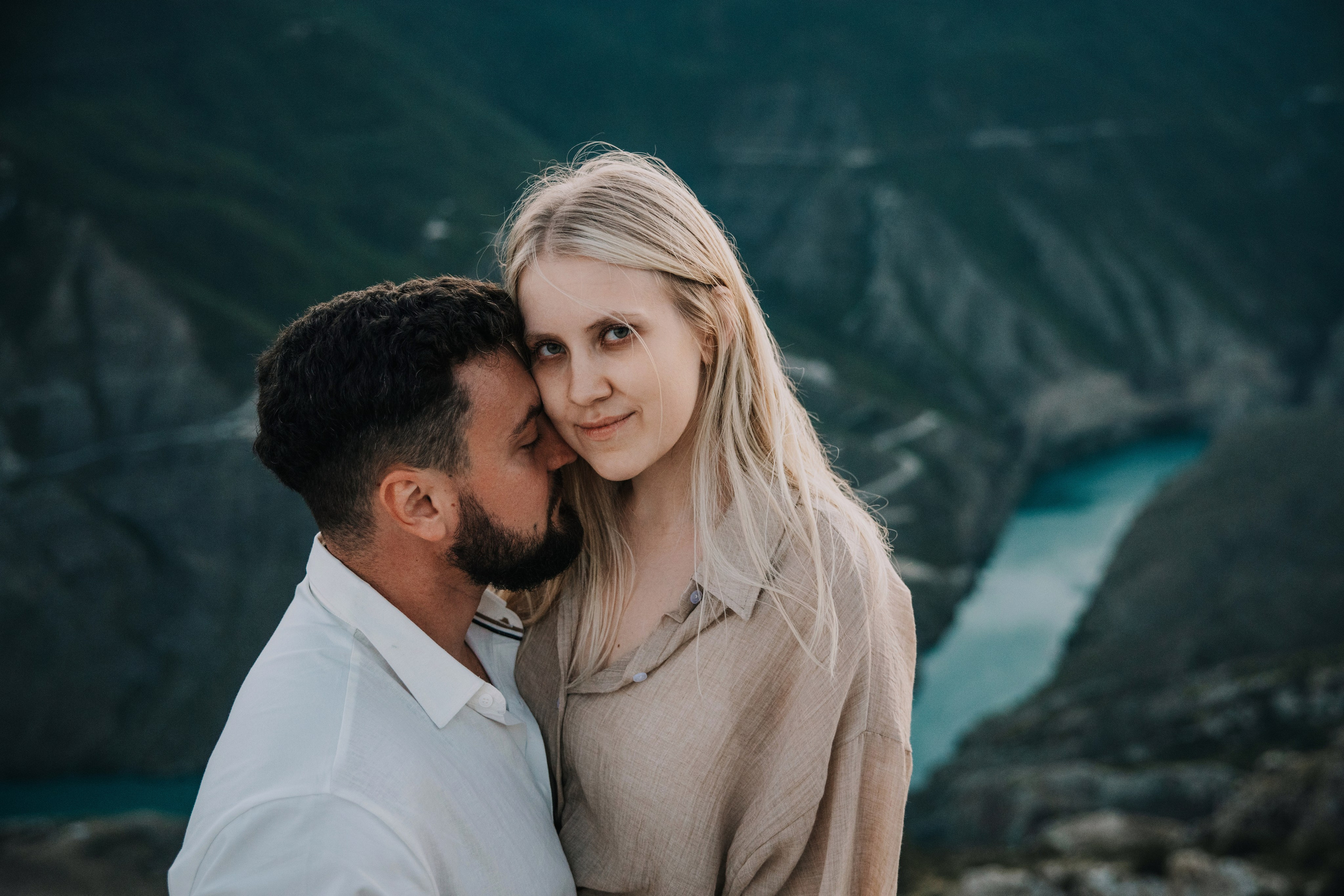 Фотосессия в горах прекрасной пары АРТЕМ & АЛЕСЯ. Свадебный фотограф в Махачкале Иван Айвазян