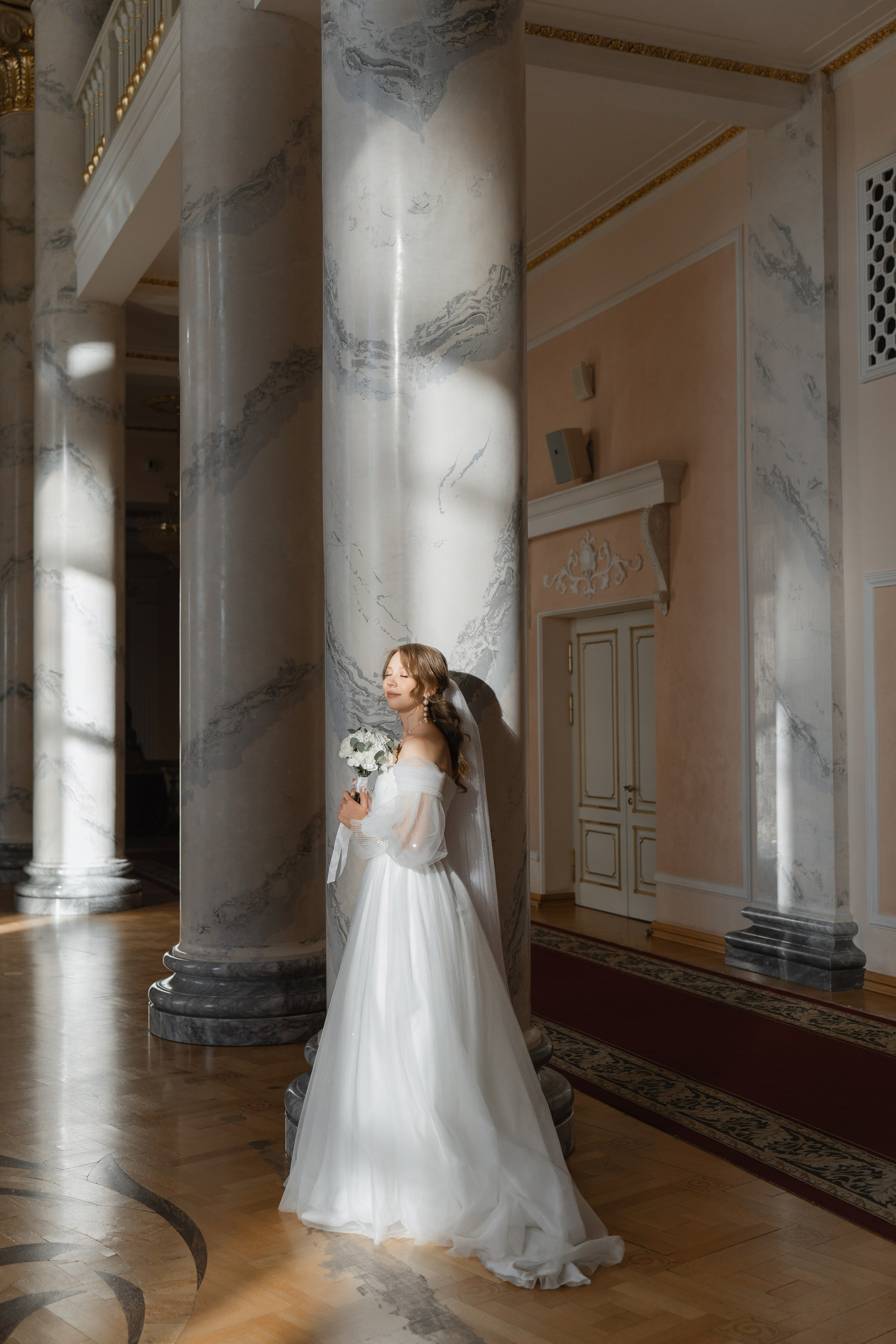 Олег и Татьяна _театр Оперы и балета. Свадебный и семейный фотограф в Самаре Салахова Гулина