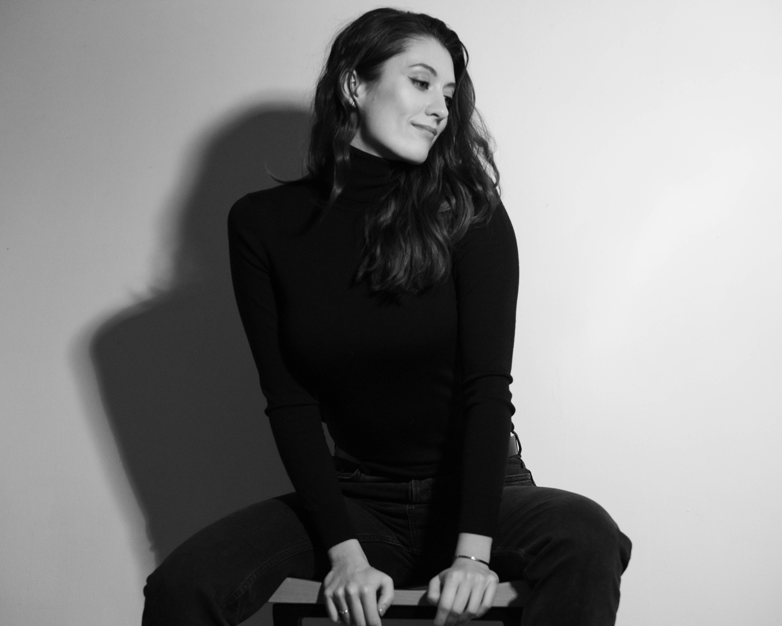 Ч/б портрет с Настей. Фотограф, Римма Невинская