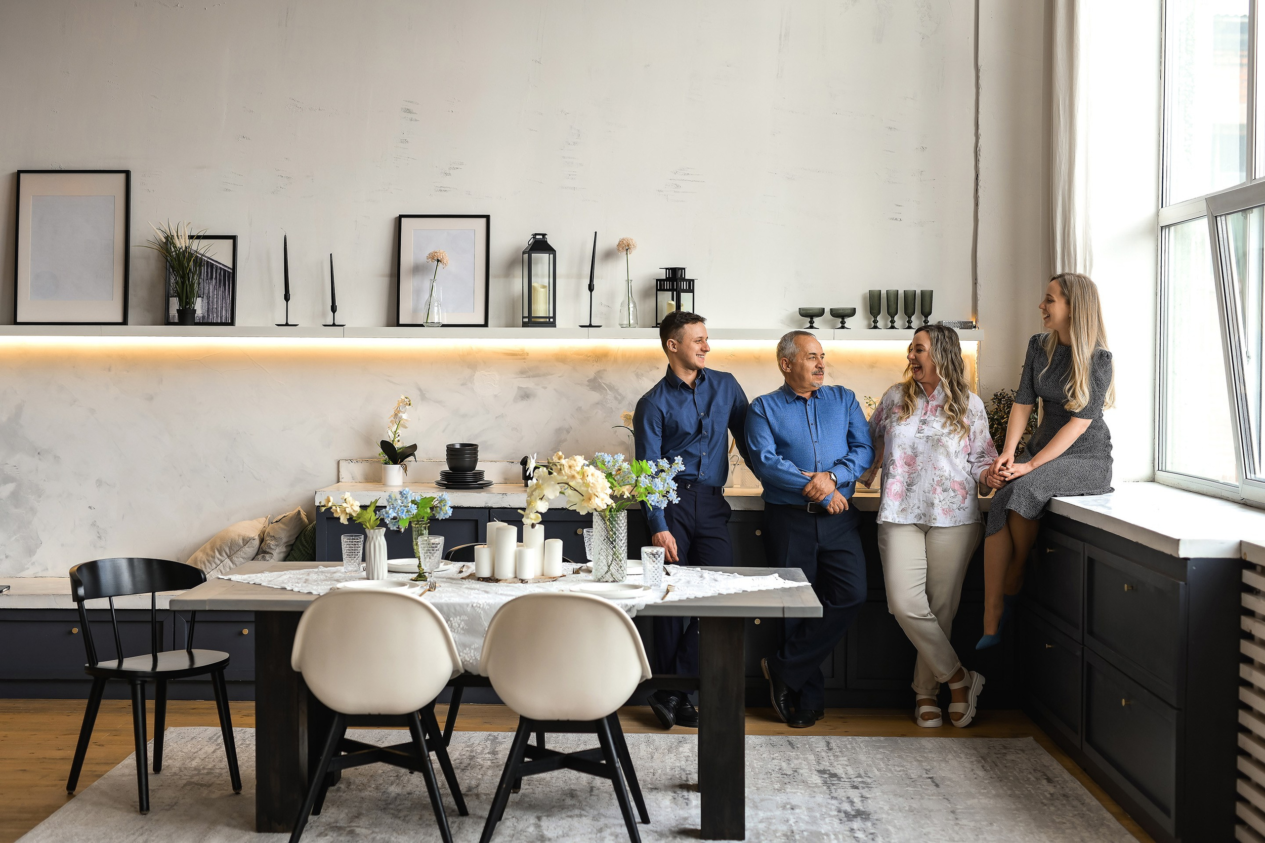 Семейная фотосессия в Красноярске в студии. 📸 Свадебный и семейный фотограф в Красноярске Тихомиров Евгений | 17 лет опыта | 800+ свадеб