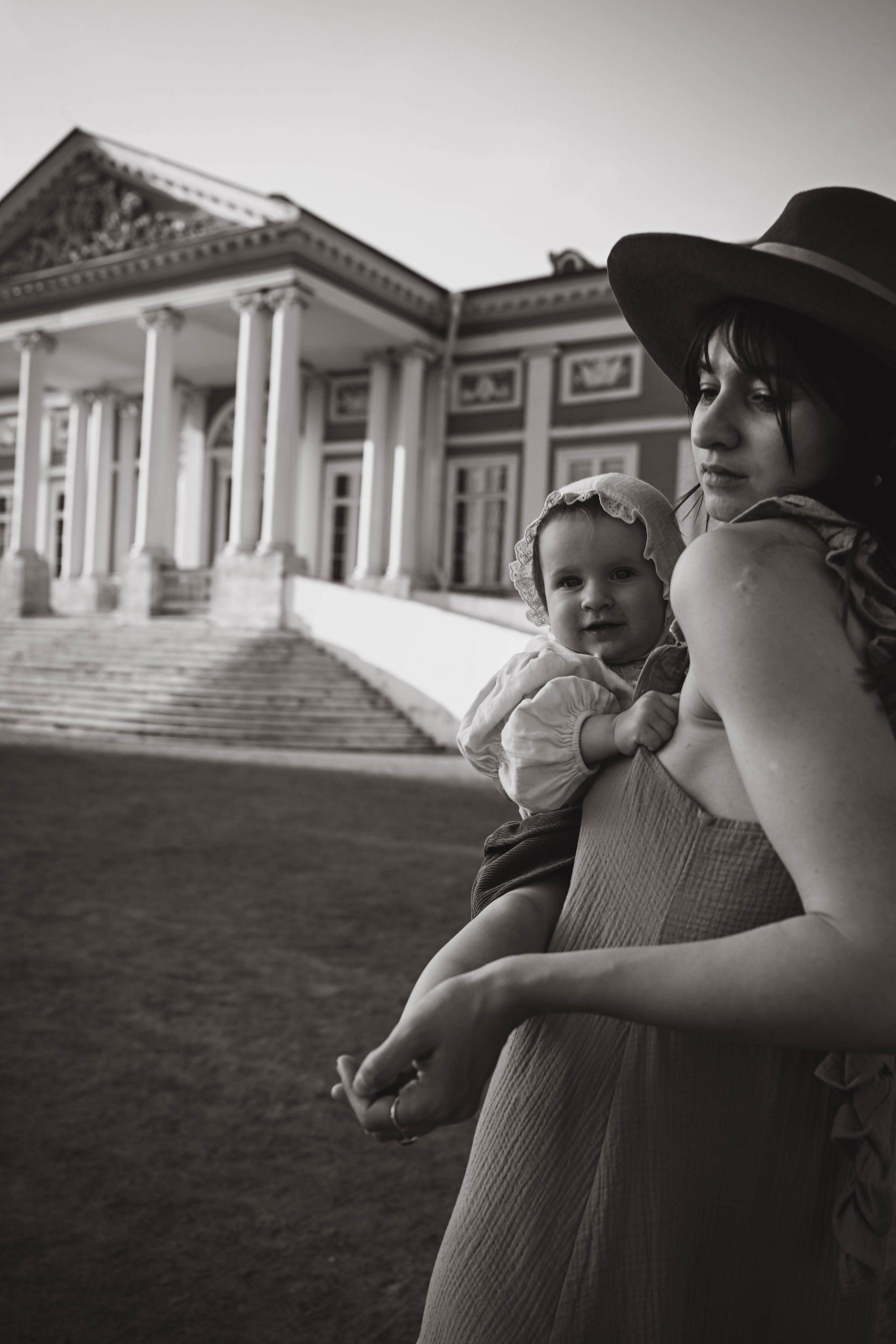 Кусково мама и дочка. Семейный фотограф в Москве Люберцах Ирина Вронская