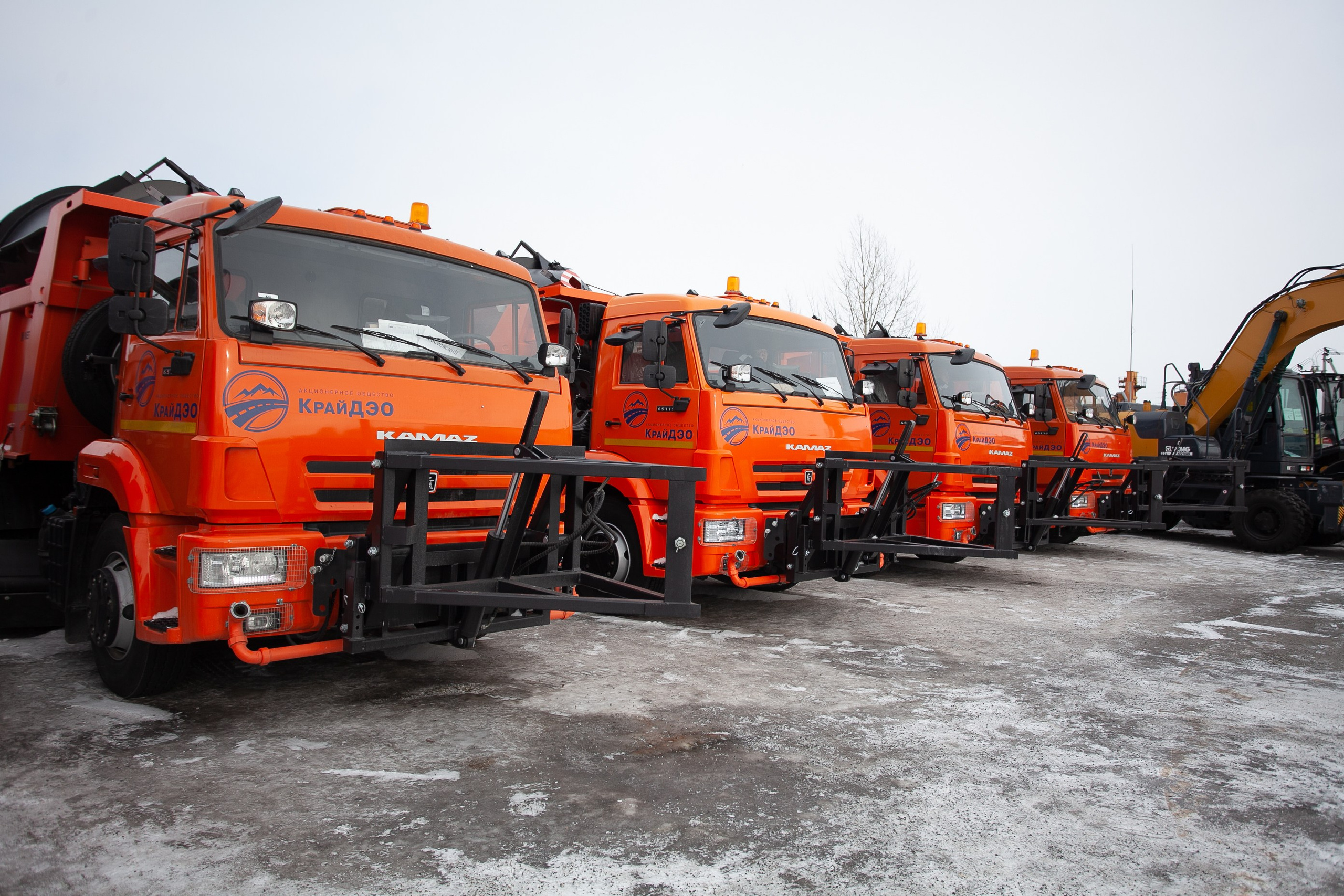 Вручение автотехники КрайДЭО. Фотограф Дарья Локотко в Красноярске