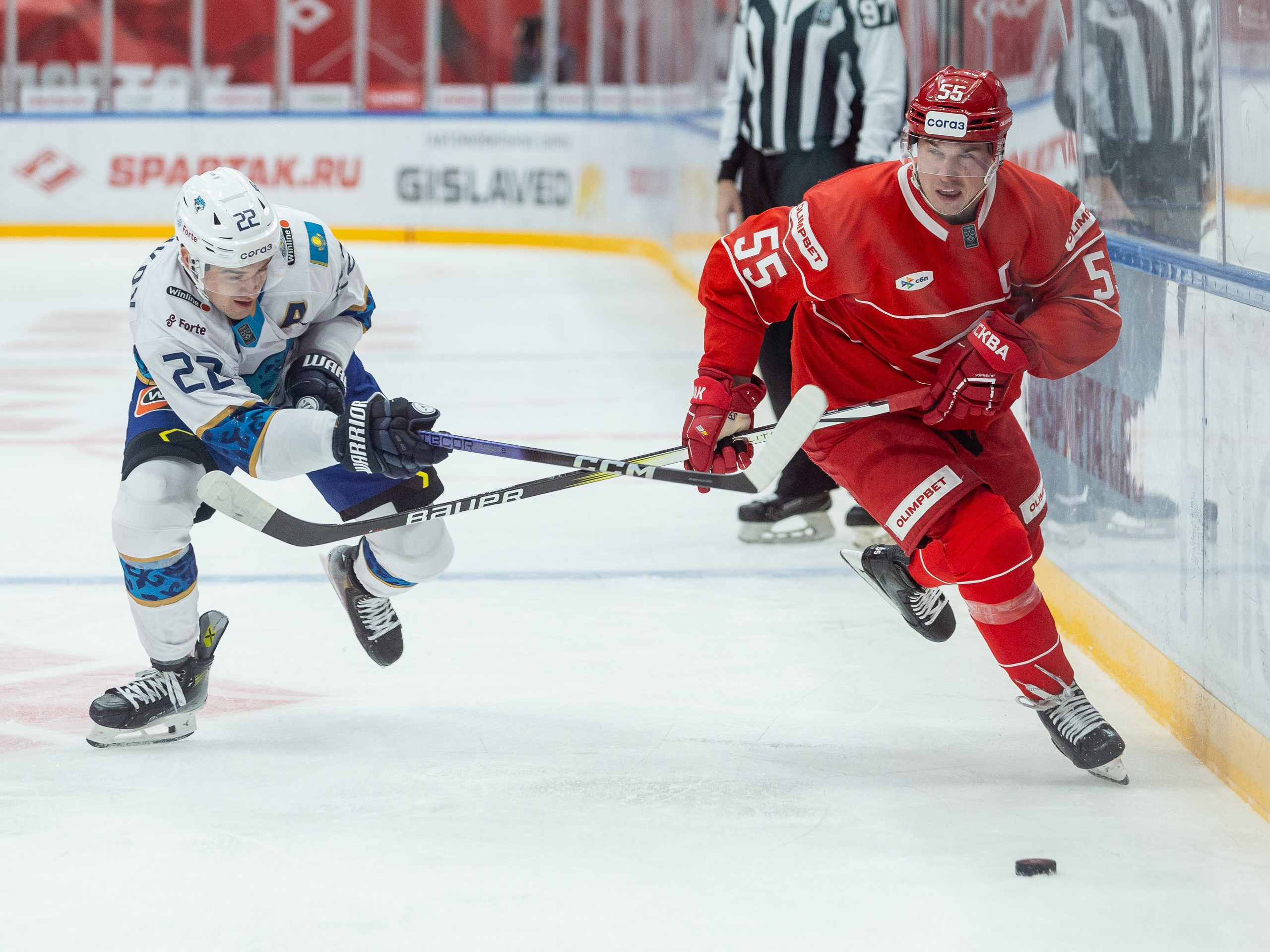 Спортивная фотосъёмка хоккея. Фотограф Фёдоров Александр. Спортивный фотограф Фёдоров Александр